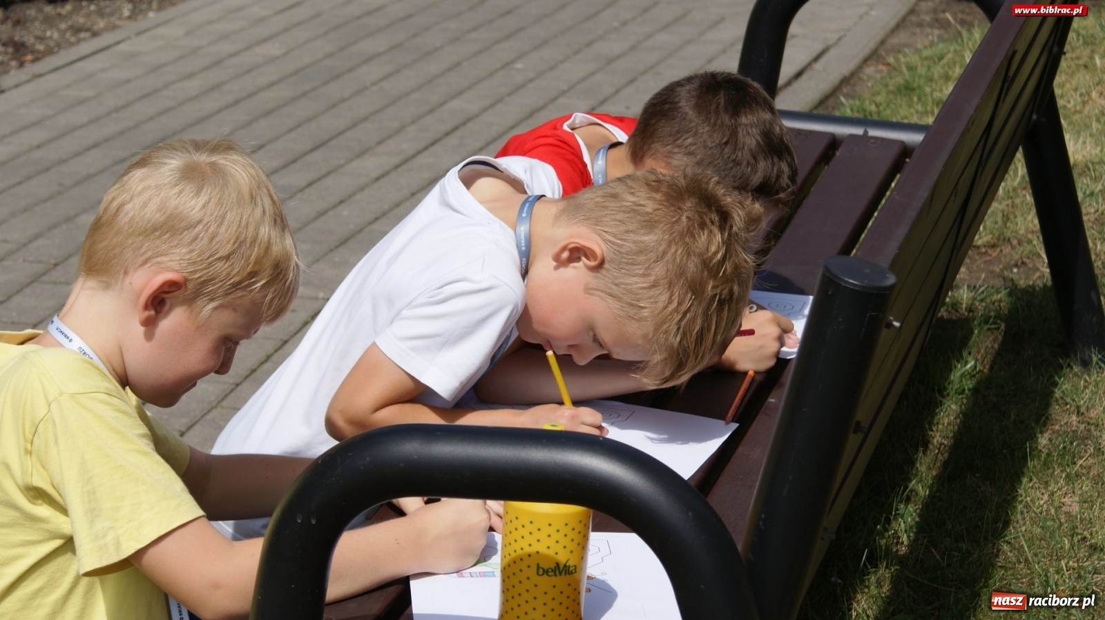Zdjęcie w galerii na portalu naszraciborz.pl: Magiczny Domek w bibliotece wiadomości z regionu
