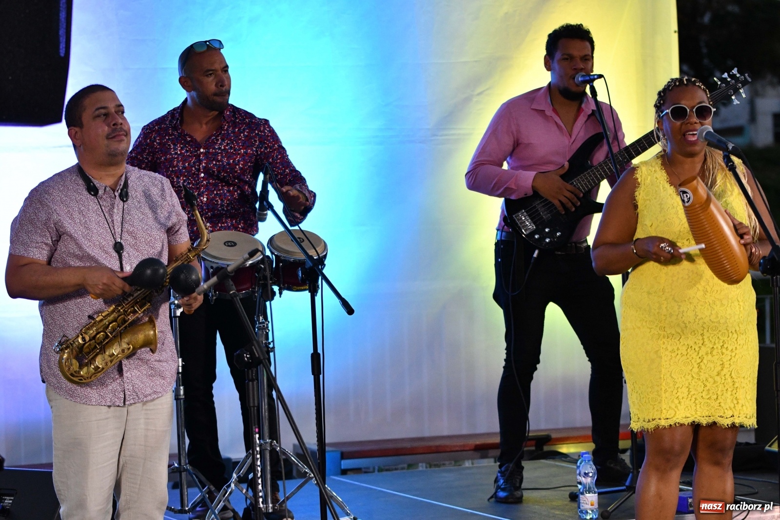 Zdjęcie w galerii na portalu naszraciborz.pl: Kubańskie rytmy rozbujały betonową przystań  wiadomości z regionu