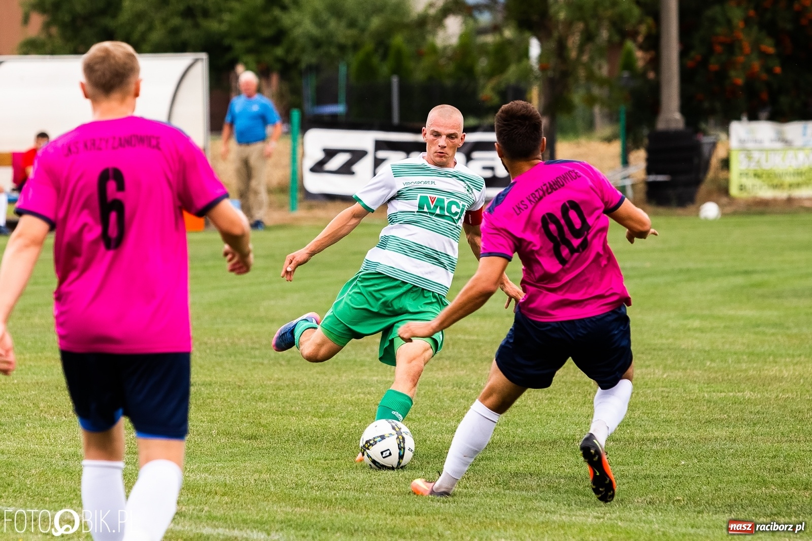 Zdjęcie w galerii na portalu naszraciborz.pl: Krzyżanowice kontra Gaszowice. Przy Dworcowej strzelali tylko w pierwszej połowie [FOTO] wiadomości z regionu