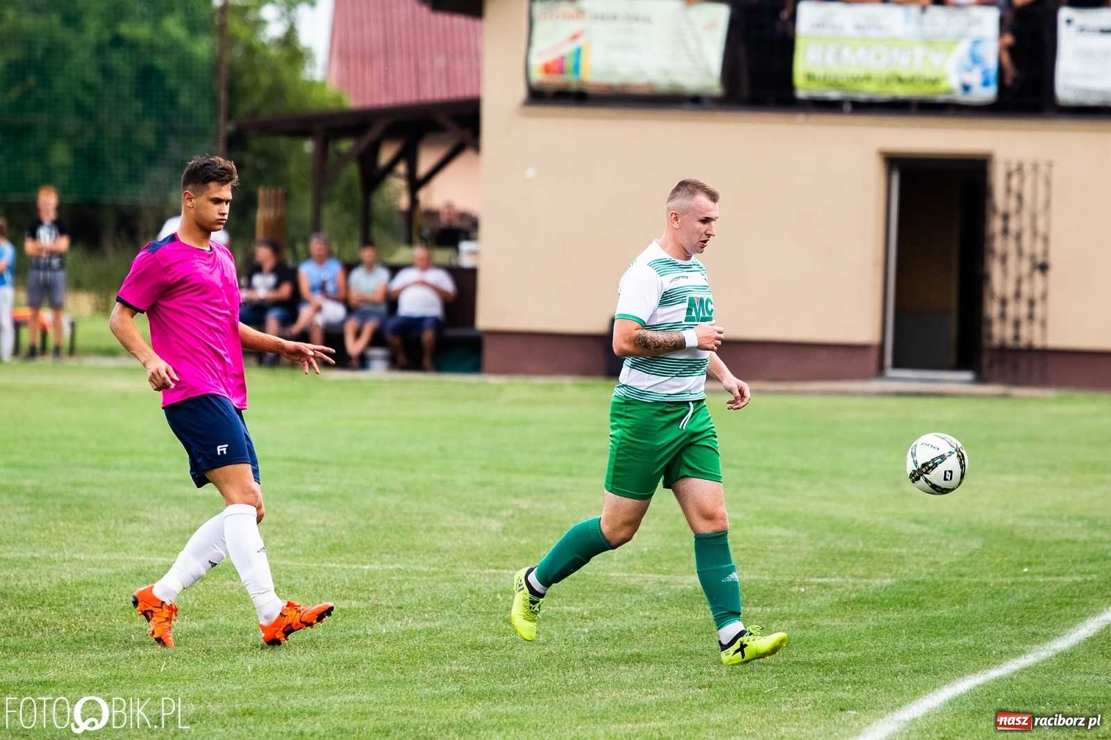 Zdjęcie w galerii na portalu naszraciborz.pl: Krzyżanowice kontra Gaszowice. Przy Dworcowej strzelali tylko w pierwszej połowie [FOTO] wiadomości z regionu