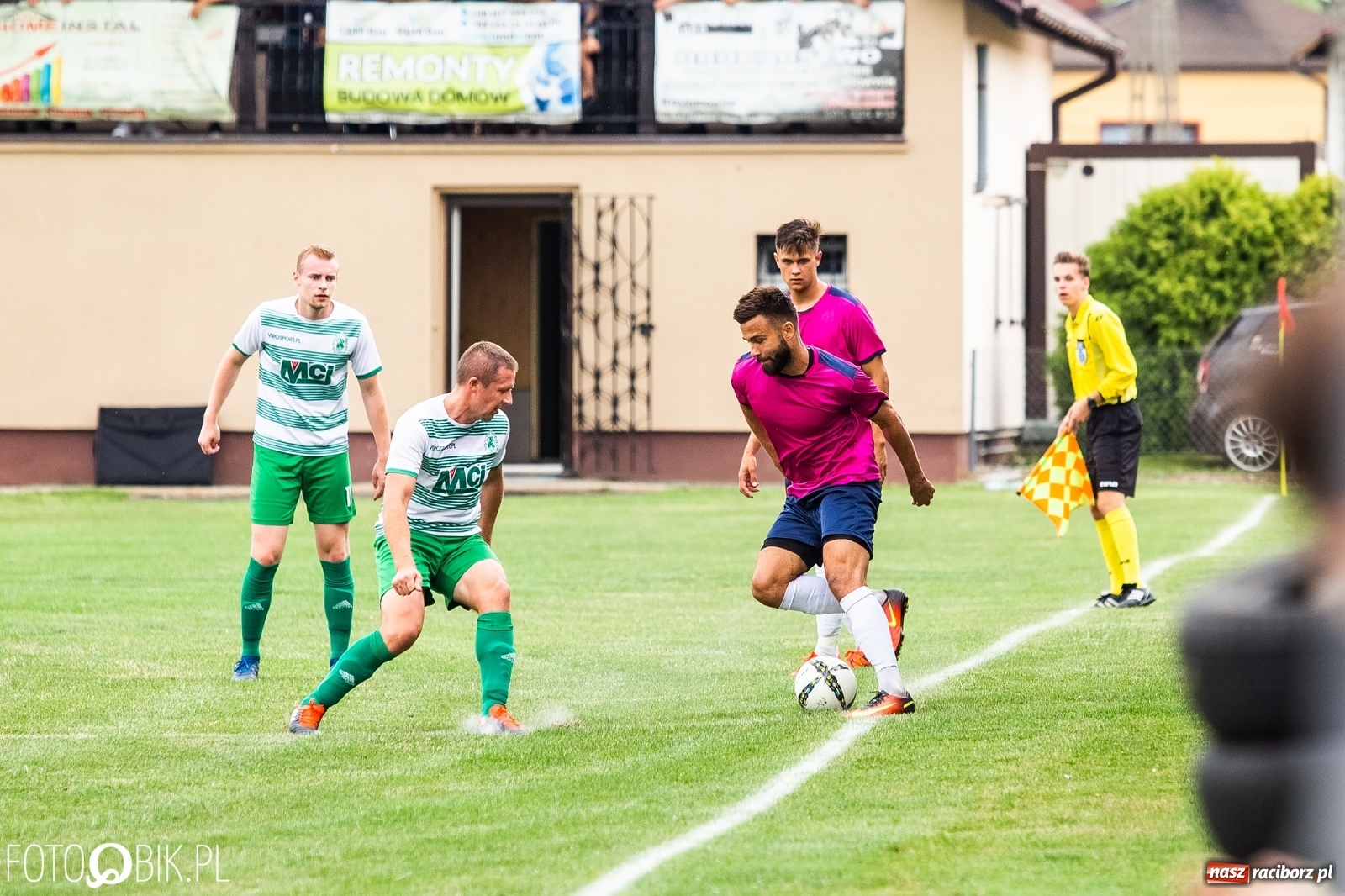 Zdjęcie w galerii na portalu naszraciborz.pl: Krzyżanowice kontra Gaszowice. Przy Dworcowej strzelali tylko w pierwszej połowie [FOTO] wiadomości z regionu