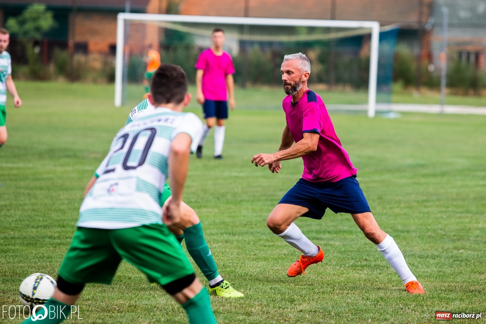 Zdjęcie w galerii na portalu naszraciborz.pl: Krzyżanowice kontra Gaszowice. Przy Dworcowej strzelali tylko w pierwszej połowie [FOTO] wiadomości z regionu