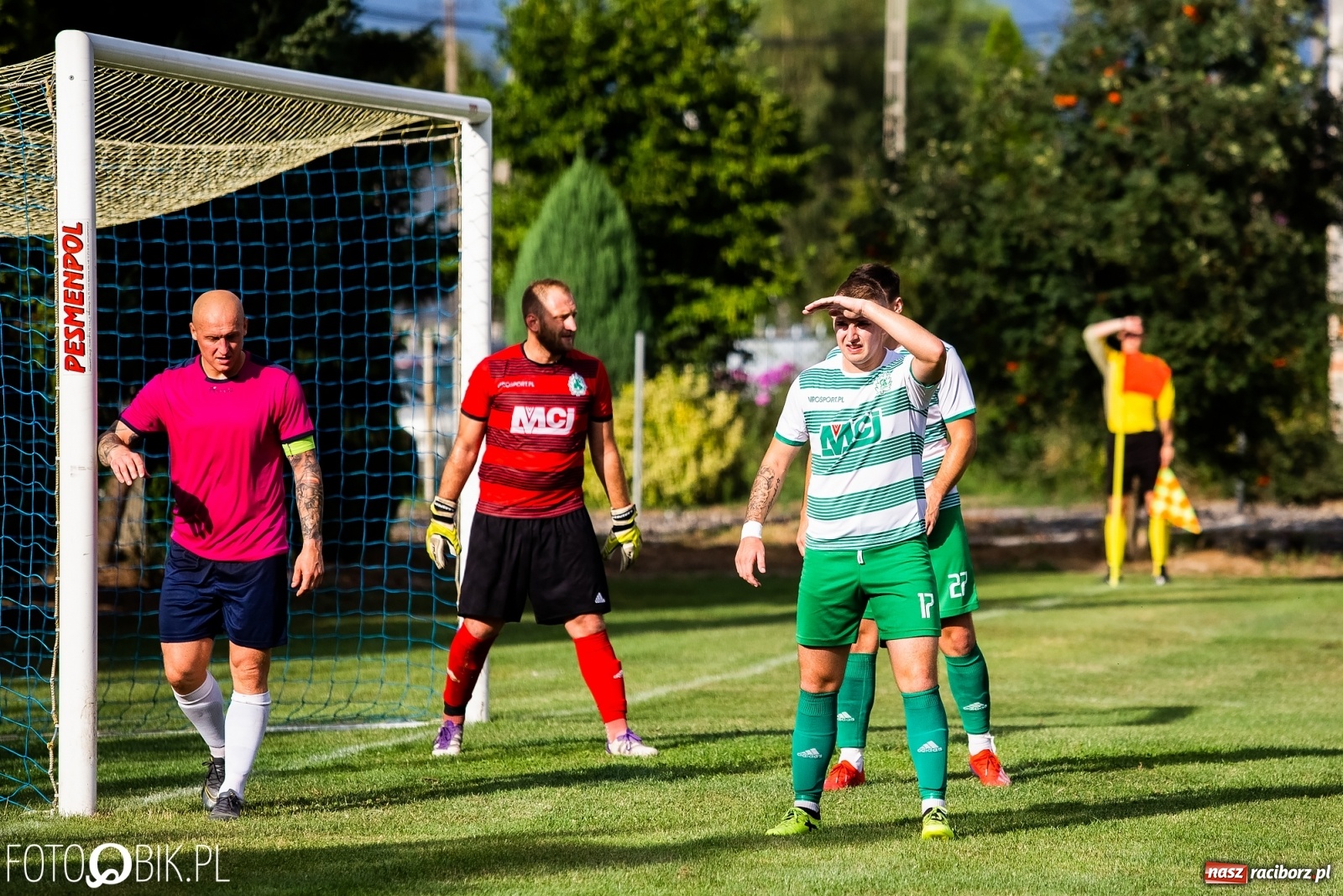 Zdjęcie w galerii na portalu naszraciborz.pl: Krzyżanowice kontra Gaszowice. Przy Dworcowej strzelali tylko w pierwszej połowie [FOTO] wiadomości z regionu