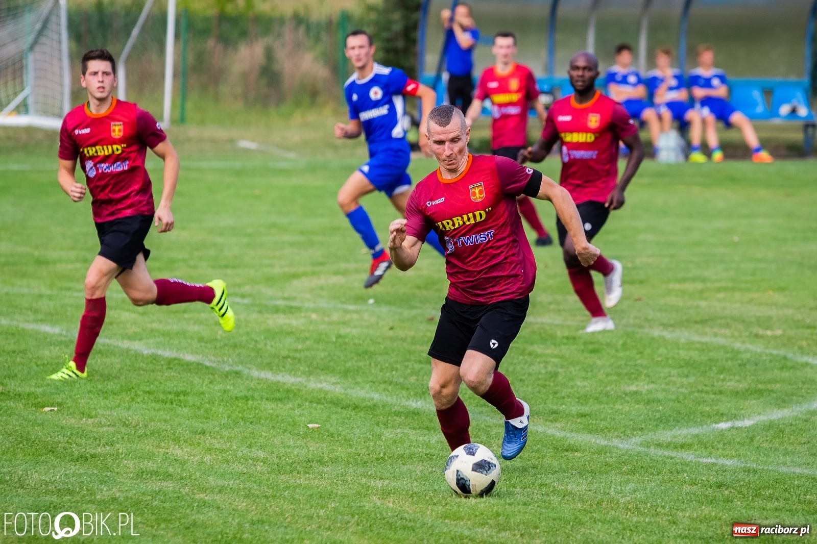 Zdjęcie w galerii na portalu naszraciborz.pl: Krzanowice zdobyły czernicki Zameczek [FOTO] wiadomości z regionu
