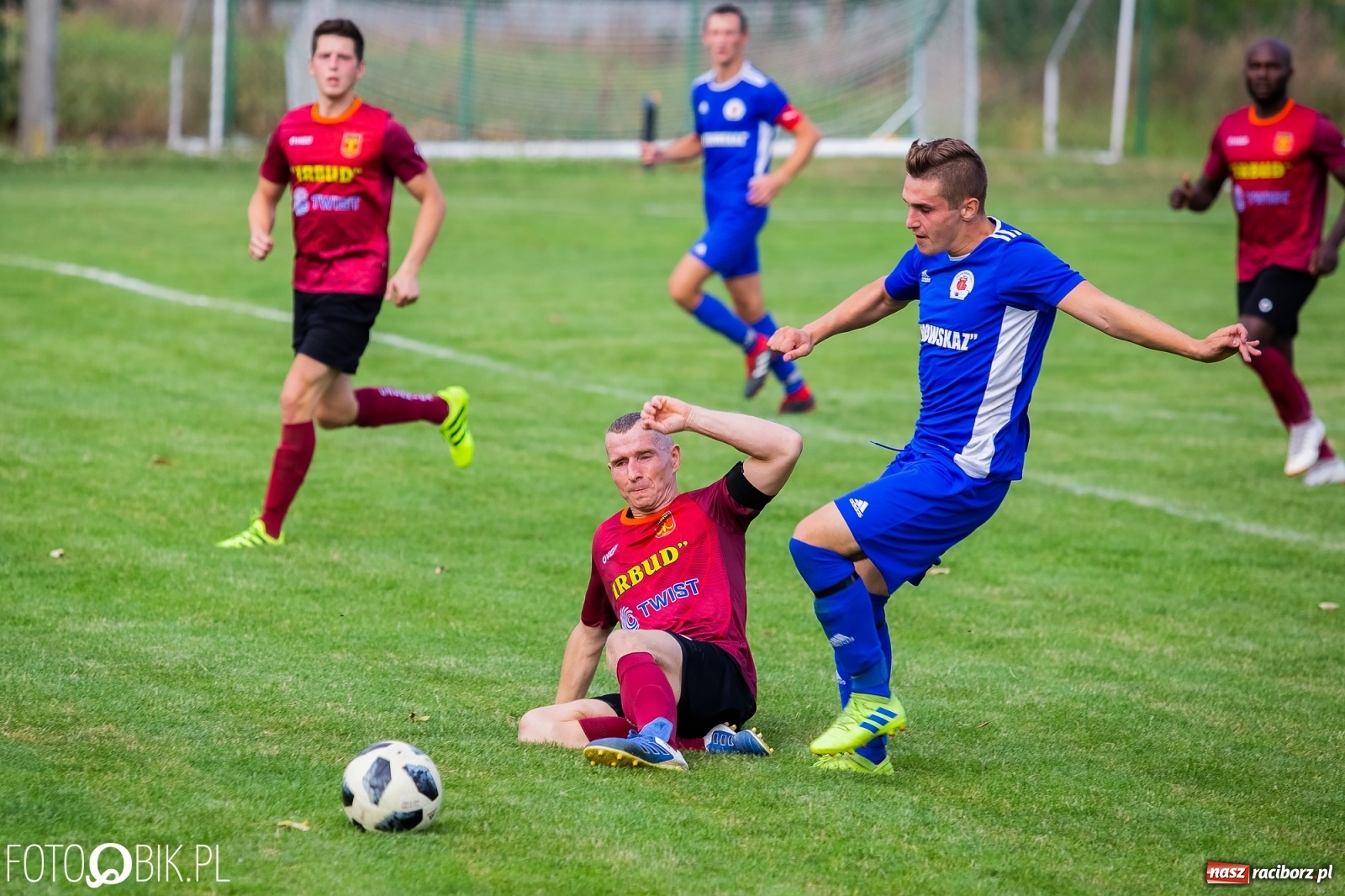 Zdjęcie w galerii na portalu naszraciborz.pl: Krzanowice zdobyły czernicki Zameczek [FOTO] wiadomości z regionu