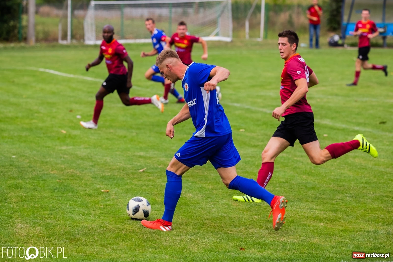 Zdjęcie w galerii na portalu naszraciborz.pl: Krzanowice zdobyły czernicki Zameczek [FOTO] wiadomości z regionu