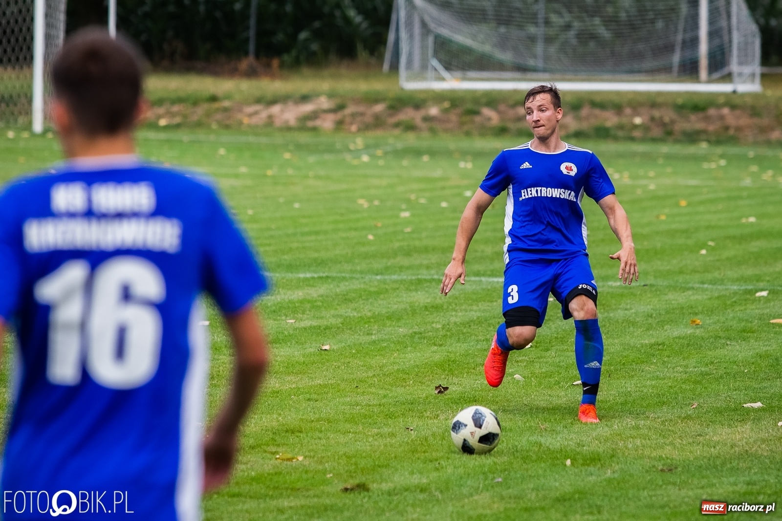 Zdjęcie w galerii na portalu naszraciborz.pl: Krzanowice zdobyły czernicki Zameczek [FOTO] wiadomości z regionu