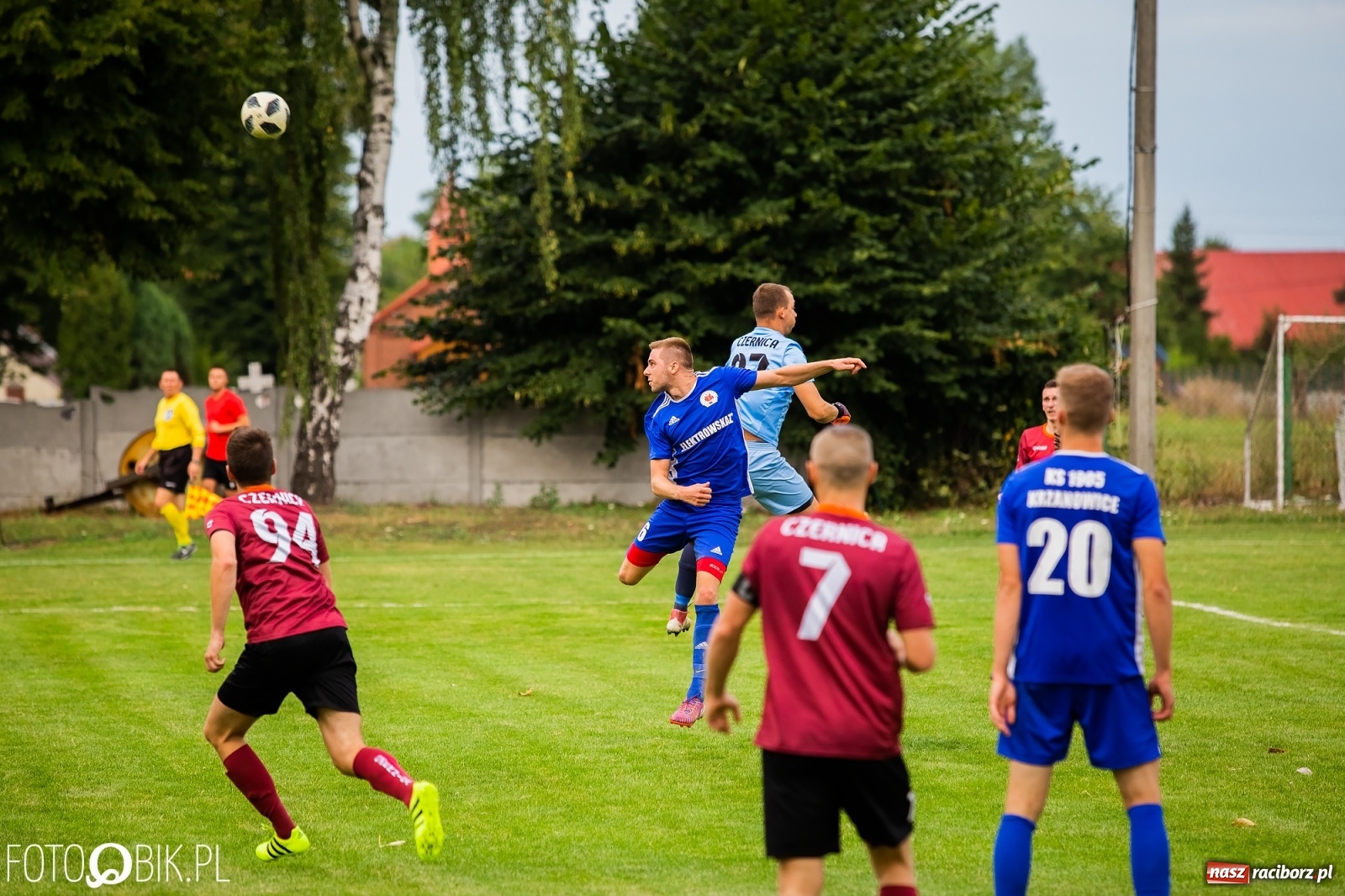 Zdjęcie w galerii na portalu naszraciborz.pl: Krzanowice zdobyły czernicki Zameczek [FOTO] wiadomości z regionu