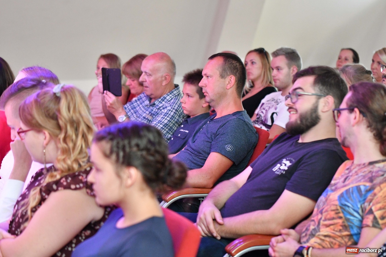 Zdjęcie w galerii na portalu naszraciborz.pl: Piosenki na zamku czar [FOTO i WIDEO]  wiadomości z regionu