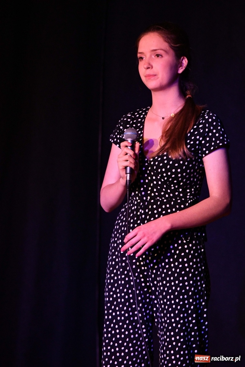 Zdjęcie w galerii na portalu naszraciborz.pl: Piosenki na zamku czar [FOTO i WIDEO]  wiadomości z regionu