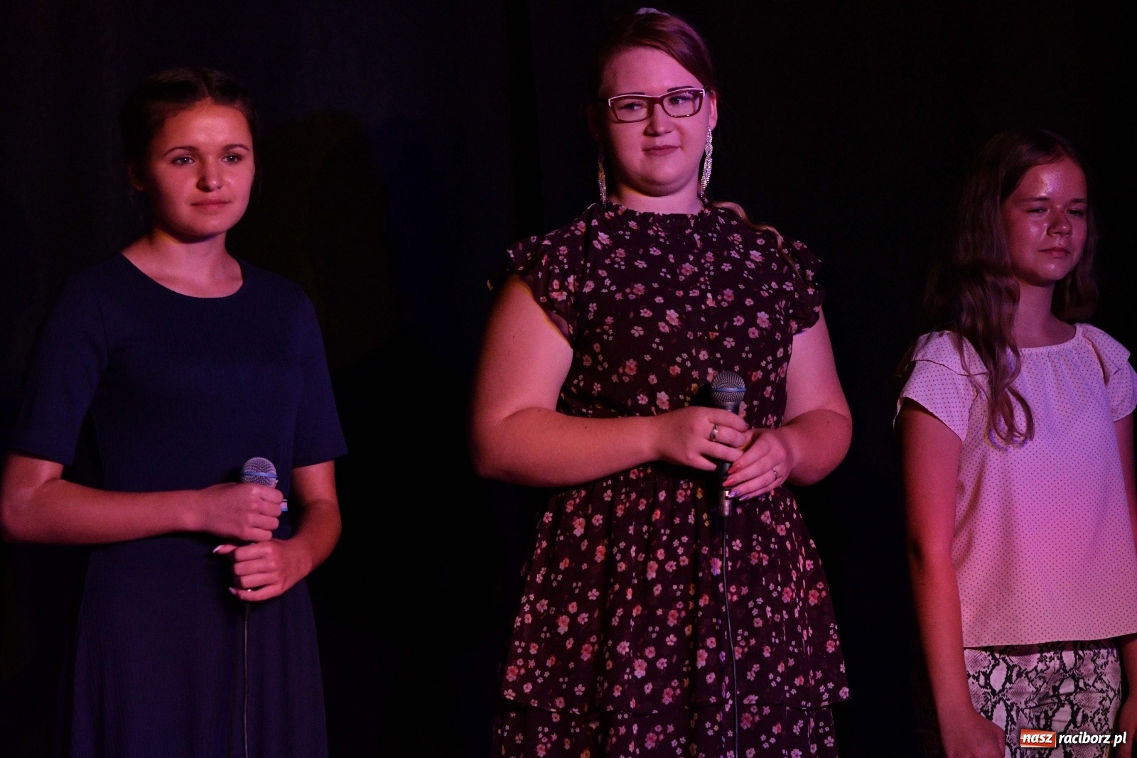 Zdjęcie w galerii na portalu naszraciborz.pl: Piosenki na zamku czar [FOTO i WIDEO]  wiadomości z regionu