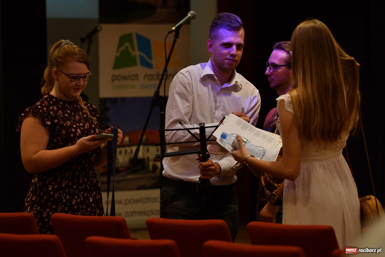 Zdjęcie w galerii na portalu naszraciborz.pl: Piosenki na zamku czar [FOTO i WIDEO]  wiadomości z regionu