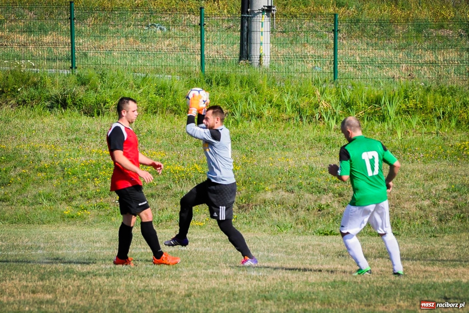 Zdjęcie w galerii na portalu naszraciborz.pl: Brzezie zgarnęło trzy punkty na początek sezonu [FOTO i WIDEO] wiadomości z regionu
