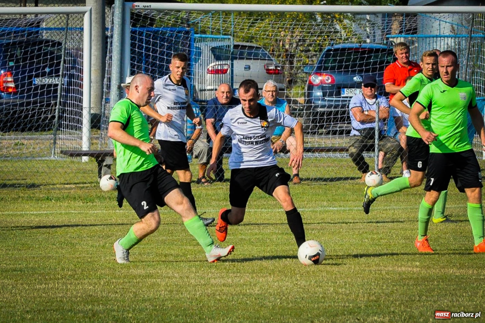 Zdjęcie w galerii na portalu naszraciborz.pl: Kobyla rozjechała sąsiadów z Kornowaca [FOTO i WIDEO] wiadomości z regionu