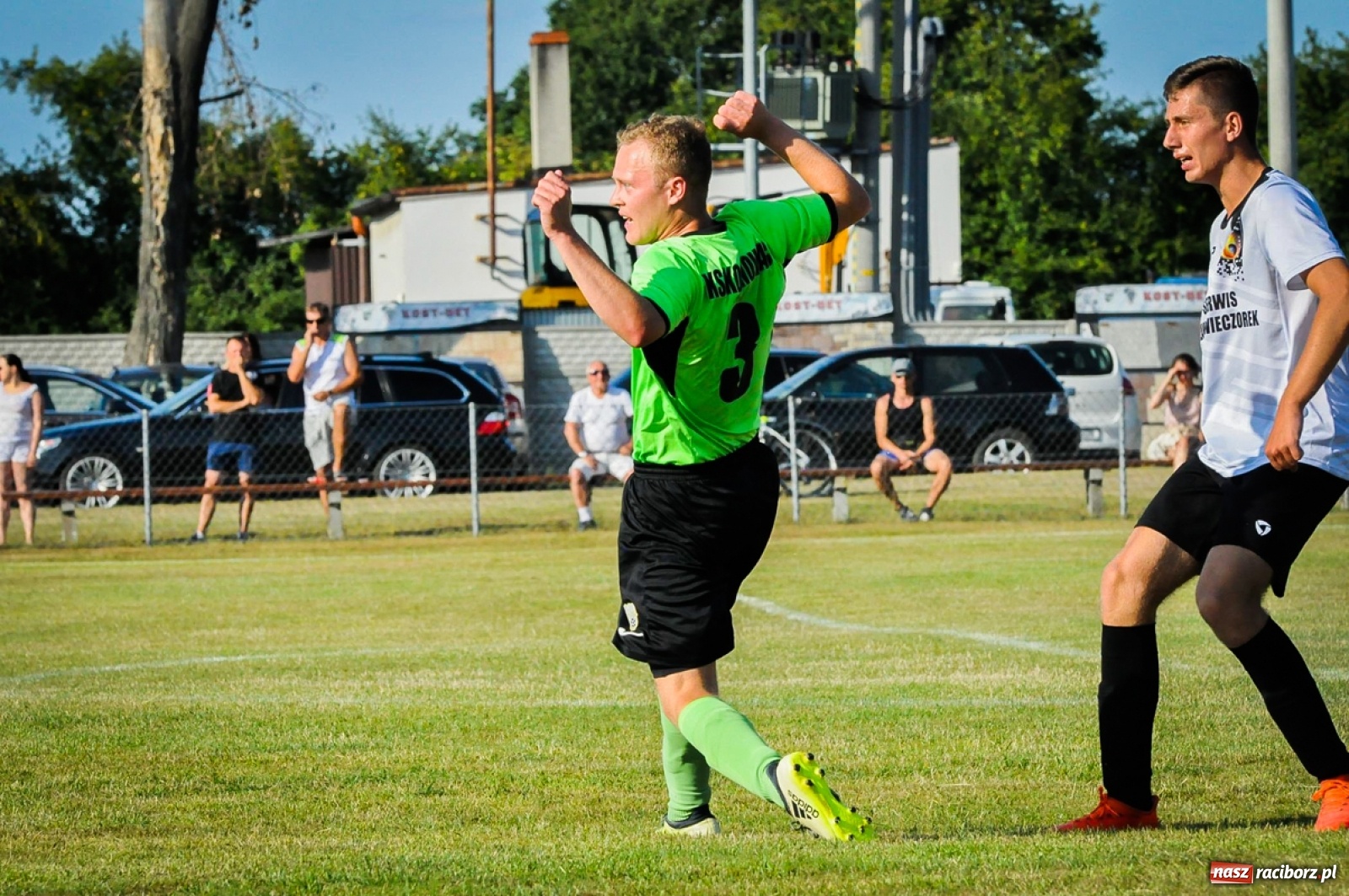 Zdjęcie w galerii na portalu naszraciborz.pl: Kobyla rozjechała sąsiadów z Kornowaca [FOTO i WIDEO] wiadomości z regionu