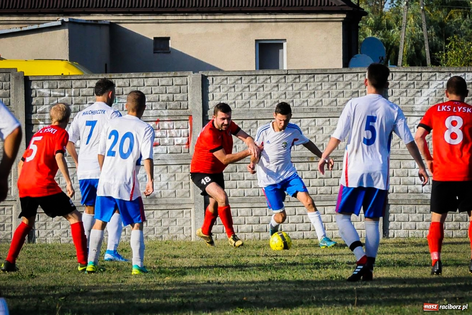 Zdjęcie w galerii na portalu naszraciborz.pl: Lyski wywiozły trzy punkty z Rzuchowa  wiadomości z regionu