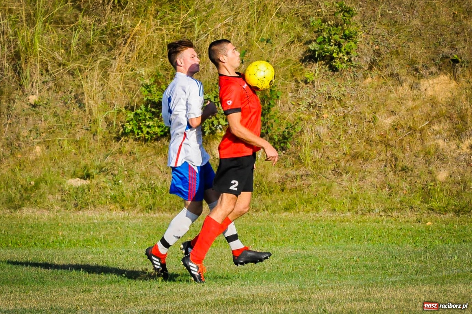 Zdjęcie w galerii na portalu naszraciborz.pl: Lyski wywiozły trzy punkty z Rzuchowa  wiadomości z regionu