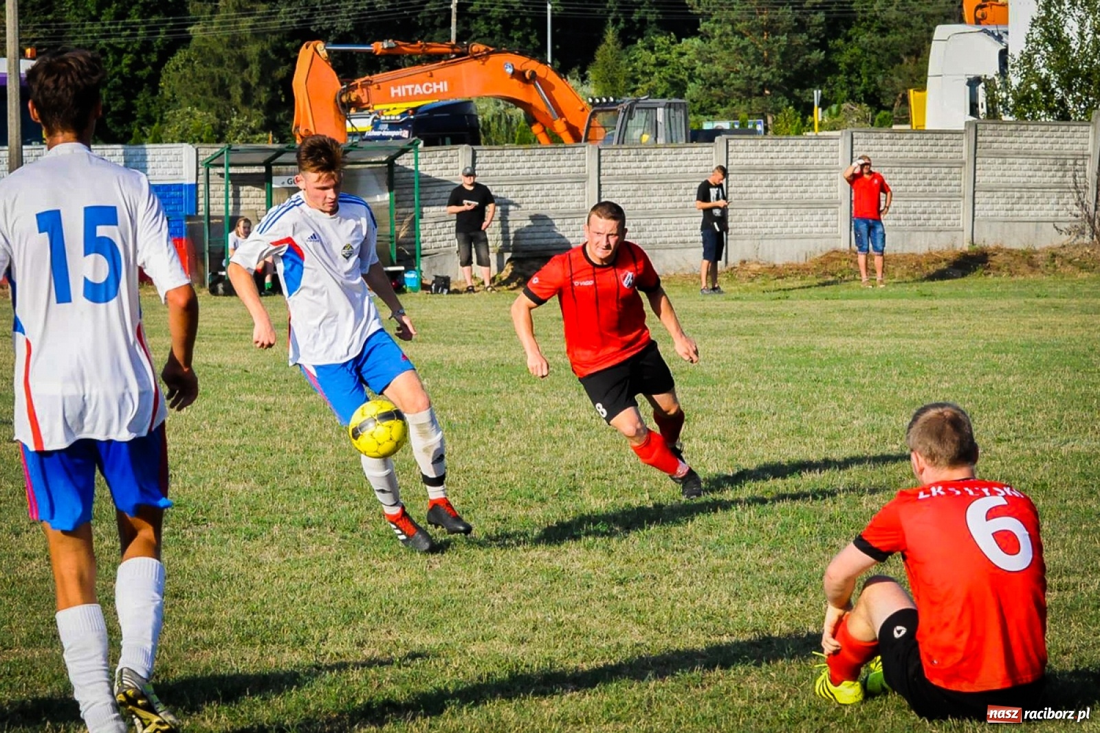 Zdjęcie w galerii na portalu naszraciborz.pl: Lyski wywiozły trzy punkty z Rzuchowa  wiadomości z regionu