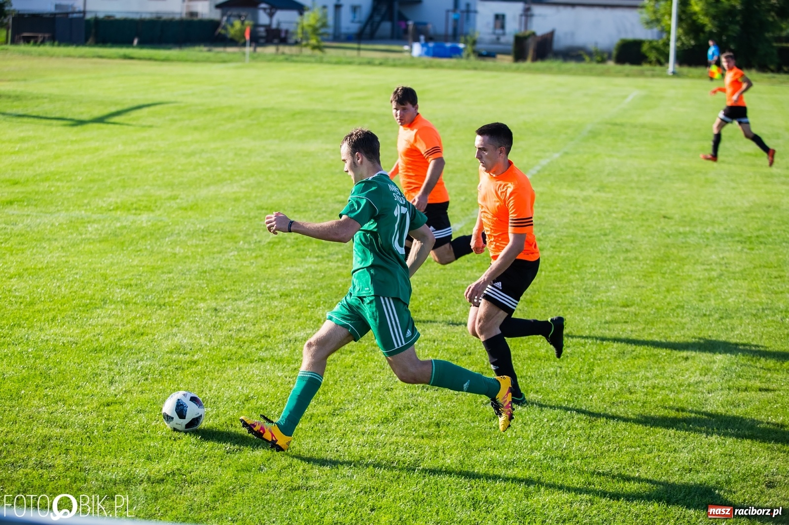 Zdjęcie w galerii na portalu naszraciborz.pl: Podział punktów na inaugurację sezonu w Studziennej wiadomości z regionu