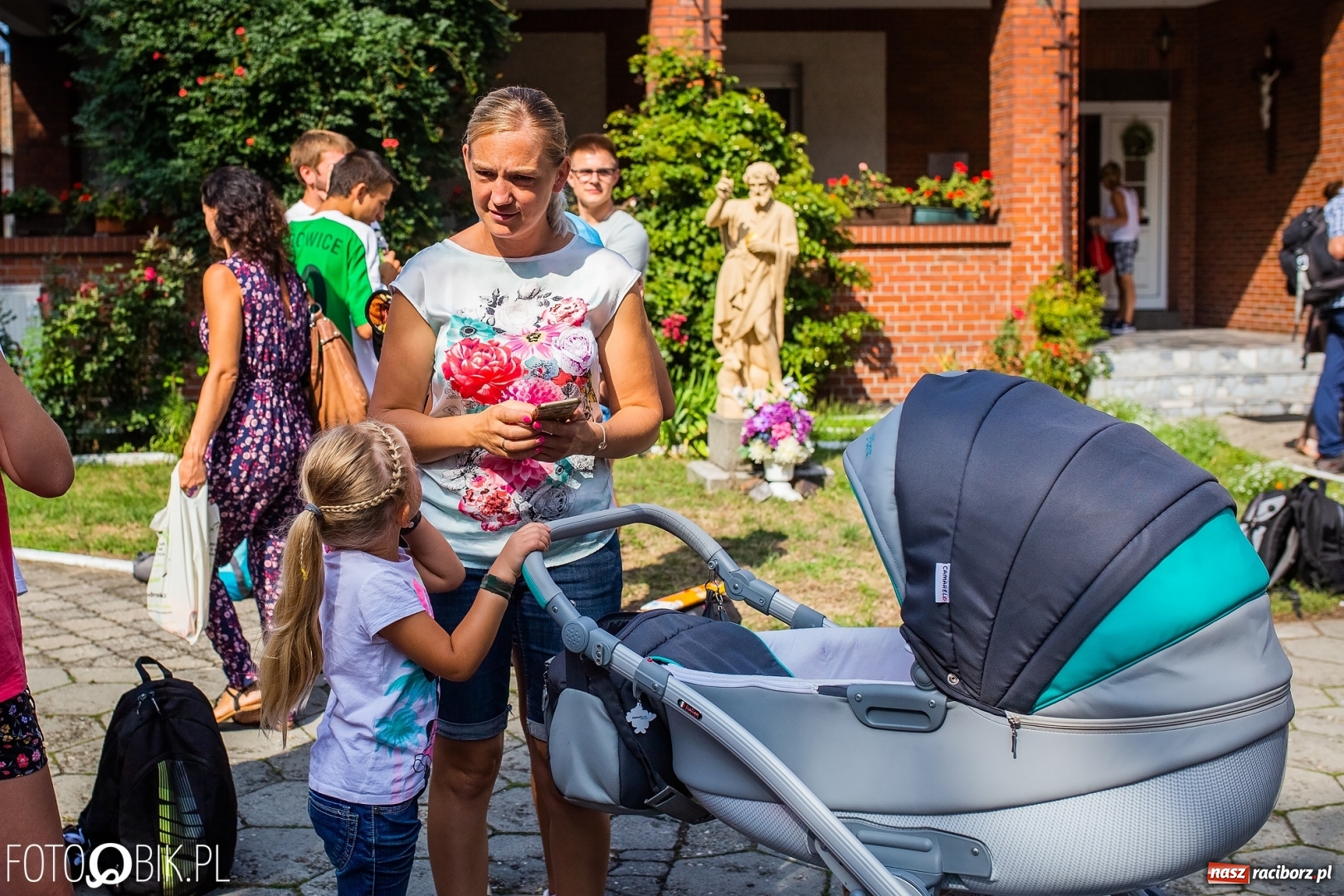 Zdjęcie w galerii na portalu naszraciborz.pl: Raciborska pielgrzymka już w drodze na Jasną Górę [FOTO i WIDEO]  wiadomości z regionu