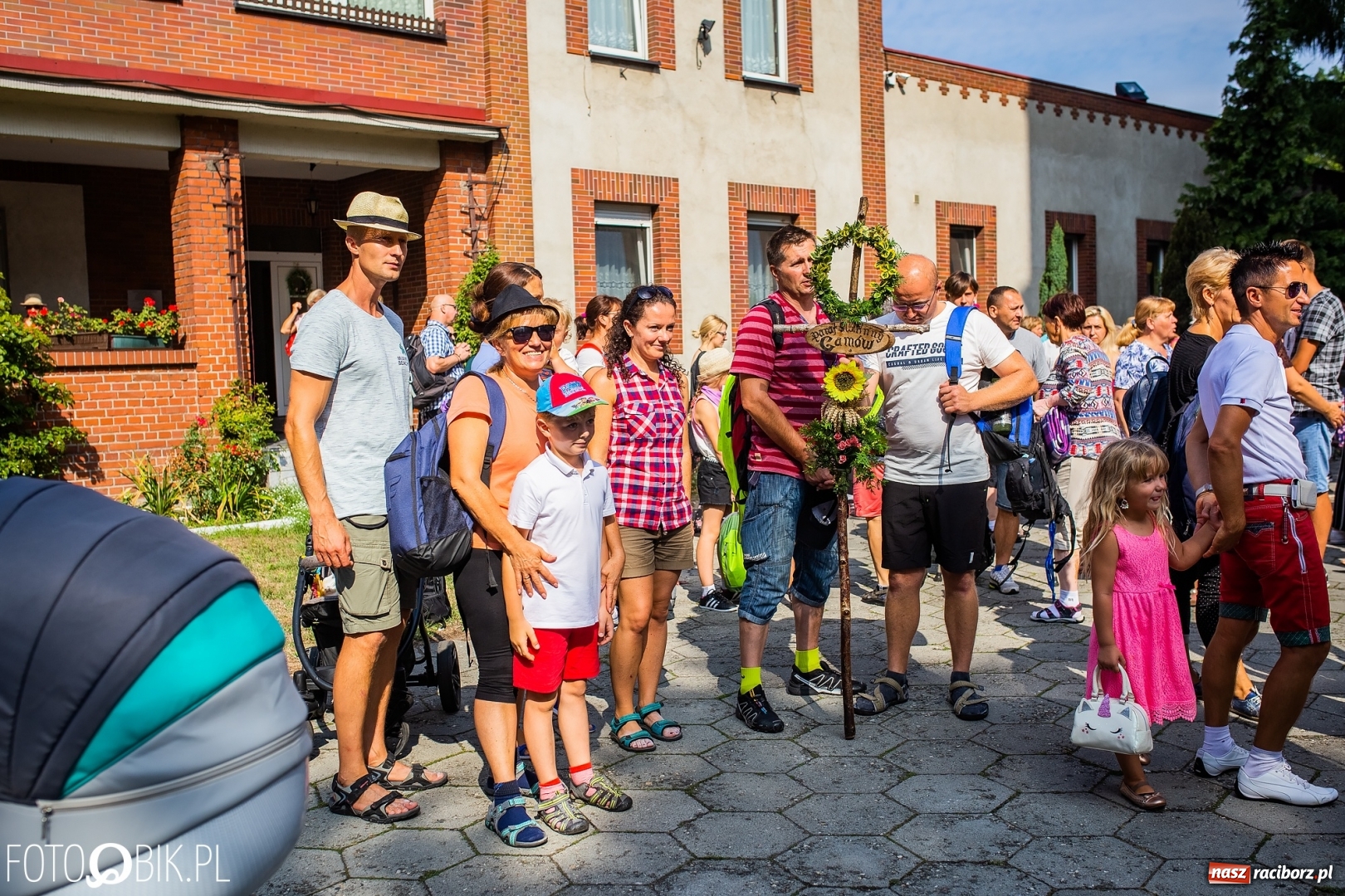 Zdjęcie w galerii na portalu naszraciborz.pl: Raciborska pielgrzymka już w drodze na Jasną Górę [FOTO i WIDEO]  wiadomości z regionu
