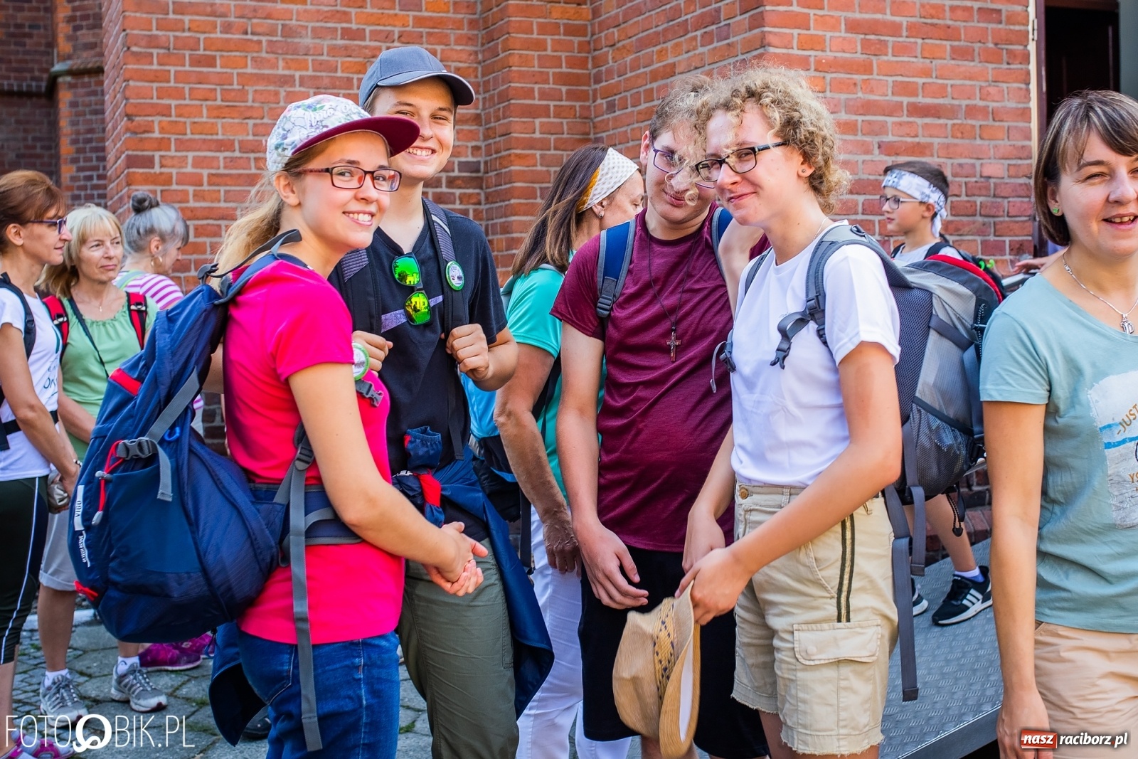 Zdjęcie w galerii na portalu naszraciborz.pl: Raciborska pielgrzymka już w drodze na Jasną Górę [FOTO i WIDEO]  wiadomości z regionu