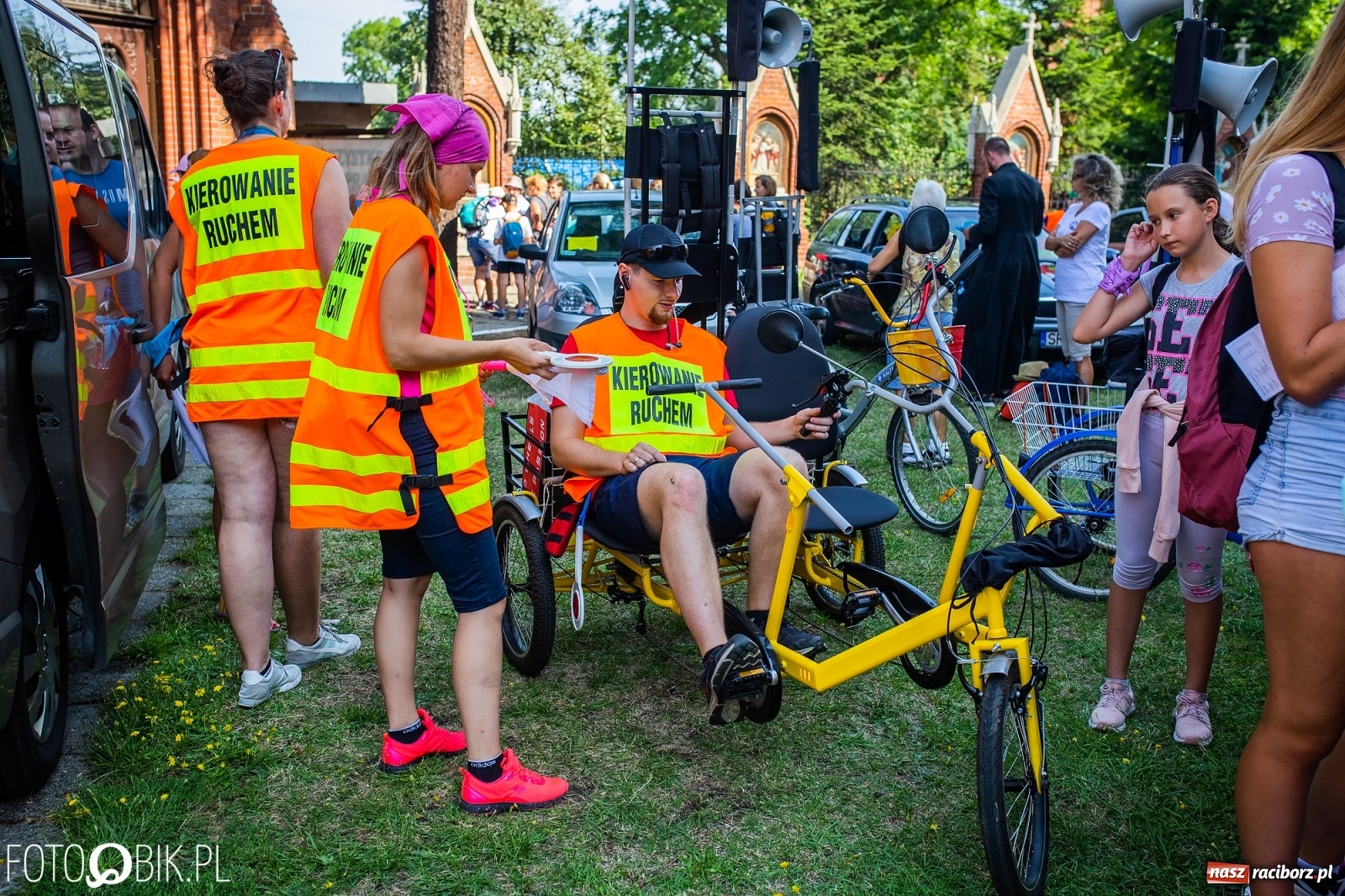 Zdjęcie w galerii na portalu naszraciborz.pl: Raciborska pielgrzymka już w drodze na Jasną Górę [FOTO i WIDEO]  wiadomości z regionu