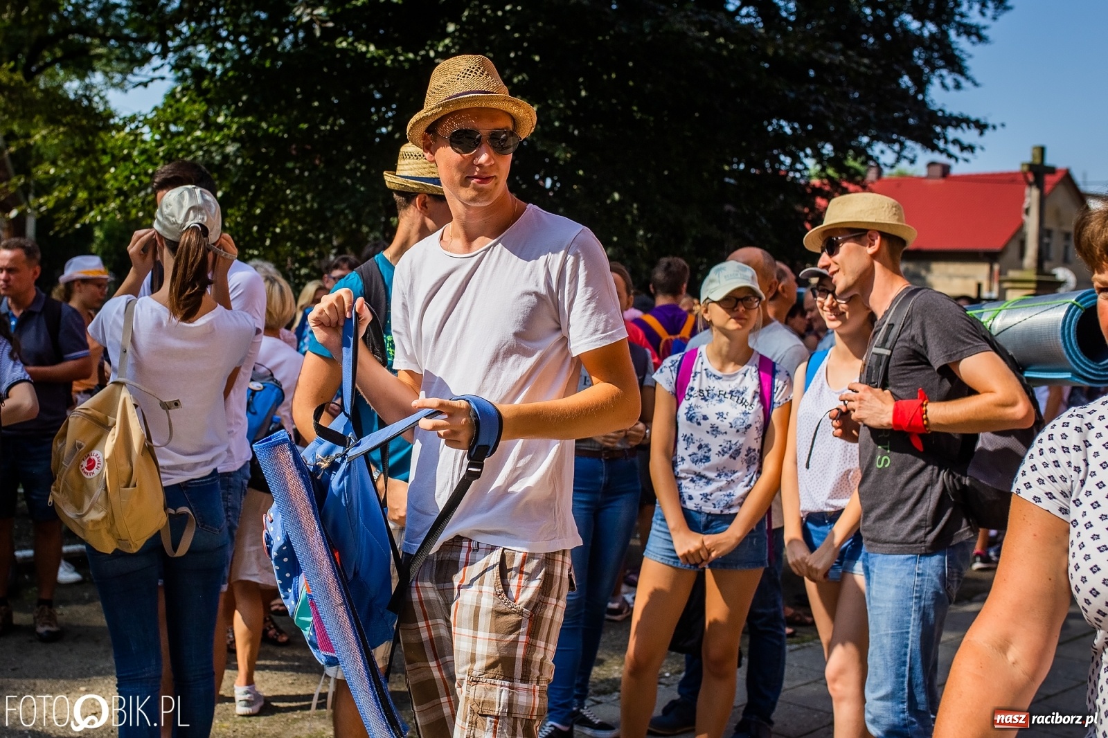 Zdjęcie w galerii na portalu naszraciborz.pl: Raciborska pielgrzymka już w drodze na Jasną Górę [FOTO i WIDEO]  wiadomości z regionu