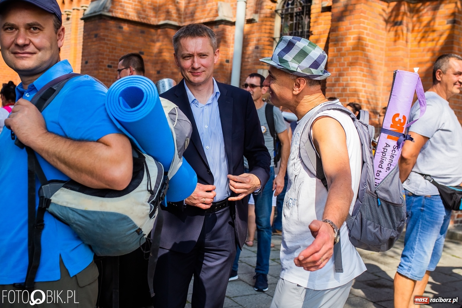 Zdjęcie w galerii na portalu naszraciborz.pl: Raciborska pielgrzymka już w drodze na Jasną Górę [FOTO i WIDEO]  wiadomości z regionu