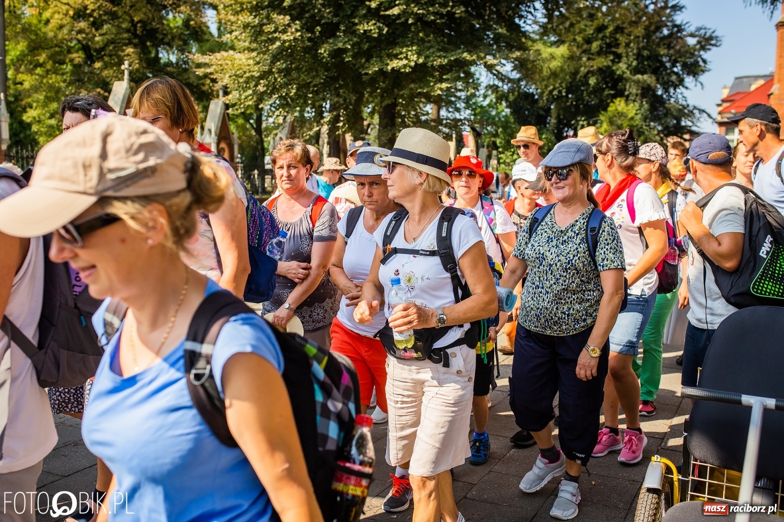 Zdjęcie w galerii na portalu naszraciborz.pl: Raciborska pielgrzymka już w drodze na Jasną Górę [FOTO i WIDEO]  wiadomości z regionu