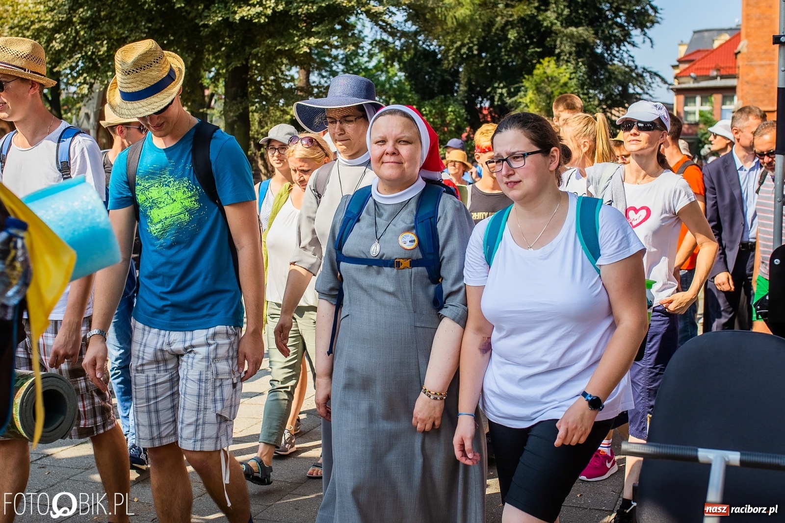 Zdjęcie w galerii na portalu naszraciborz.pl: Raciborska pielgrzymka już w drodze na Jasną Górę [FOTO i WIDEO]  wiadomości z regionu