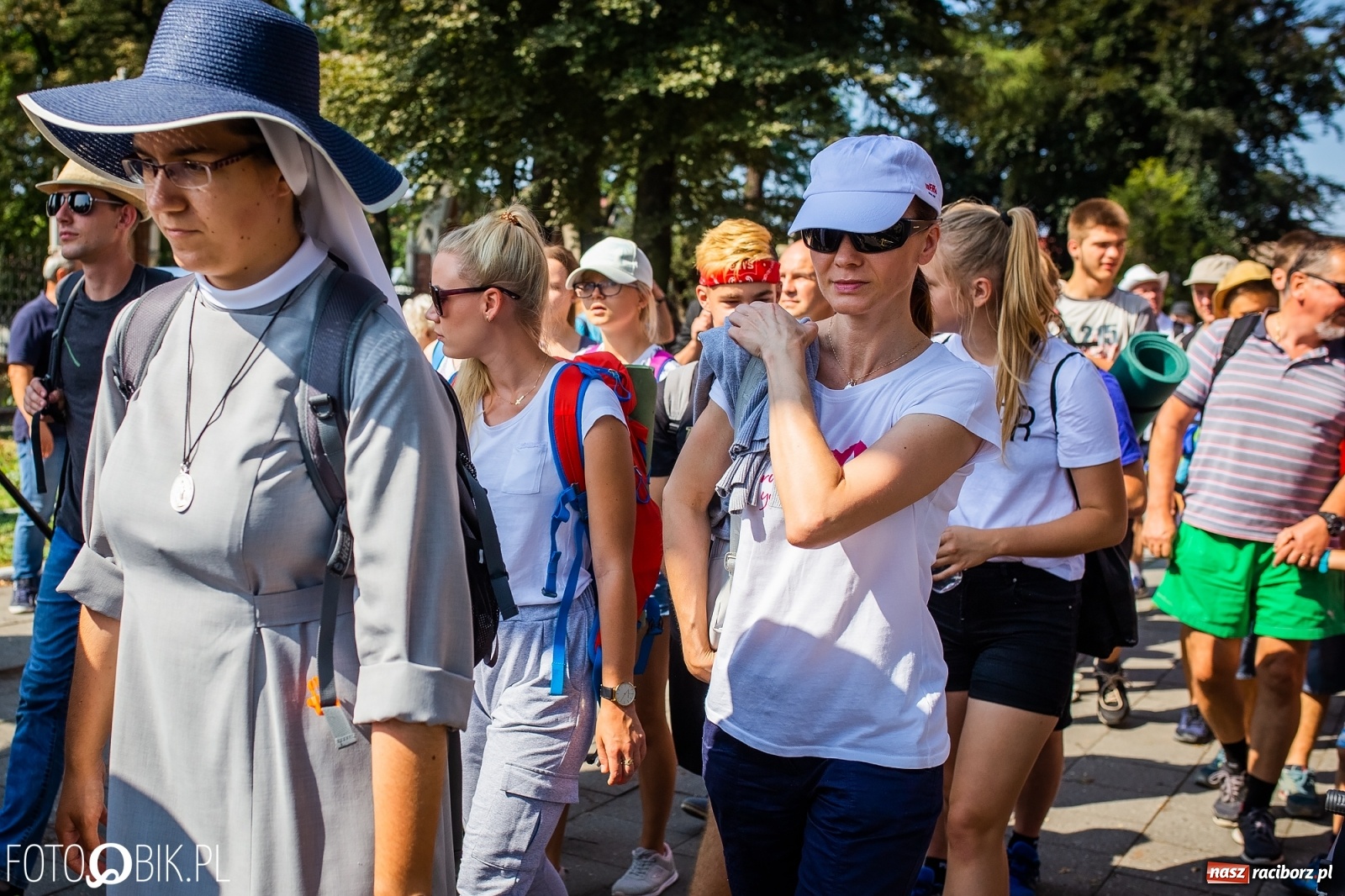 Zdjęcie w galerii na portalu naszraciborz.pl: Raciborska pielgrzymka już w drodze na Jasną Górę [FOTO i WIDEO]  wiadomości z regionu