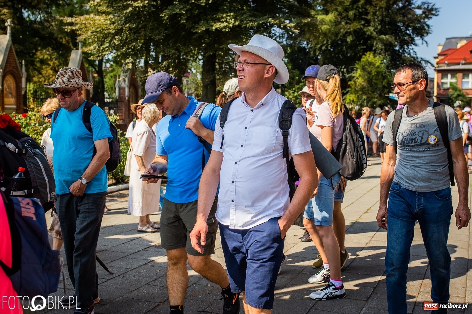 Zdjęcie w galerii na portalu naszraciborz.pl: Raciborska pielgrzymka już w drodze na Jasną Górę [FOTO i WIDEO]  wiadomości z regionu