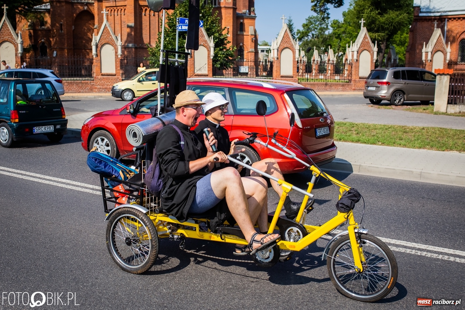 Zdjęcie w galerii na portalu naszraciborz.pl: Raciborska pielgrzymka już w drodze na Jasną Górę [FOTO i WIDEO]  wiadomości z regionu