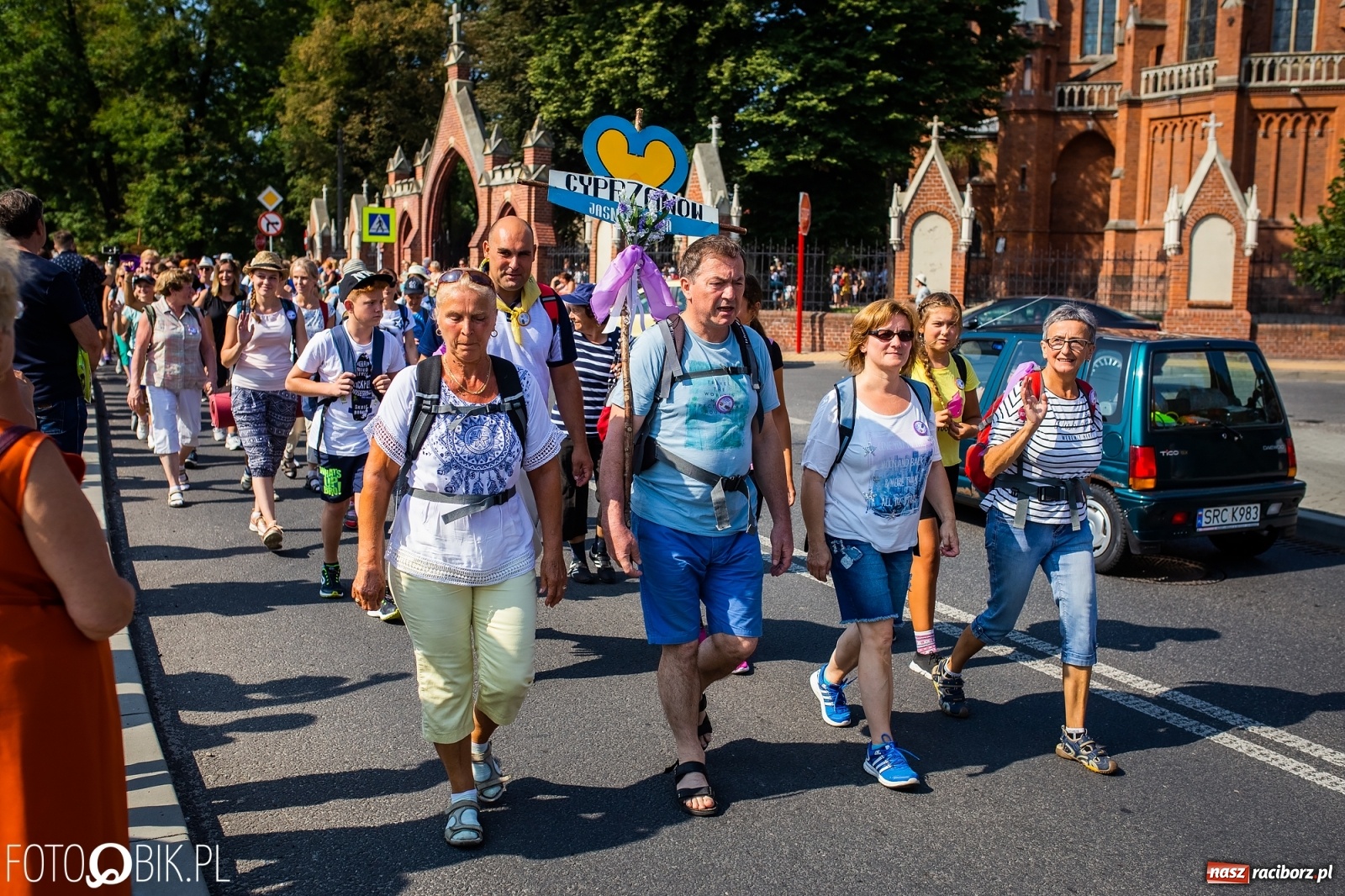 Zdjęcie w galerii na portalu naszraciborz.pl: Raciborska pielgrzymka już w drodze na Jasną Górę [FOTO i WIDEO]  wiadomości z regionu