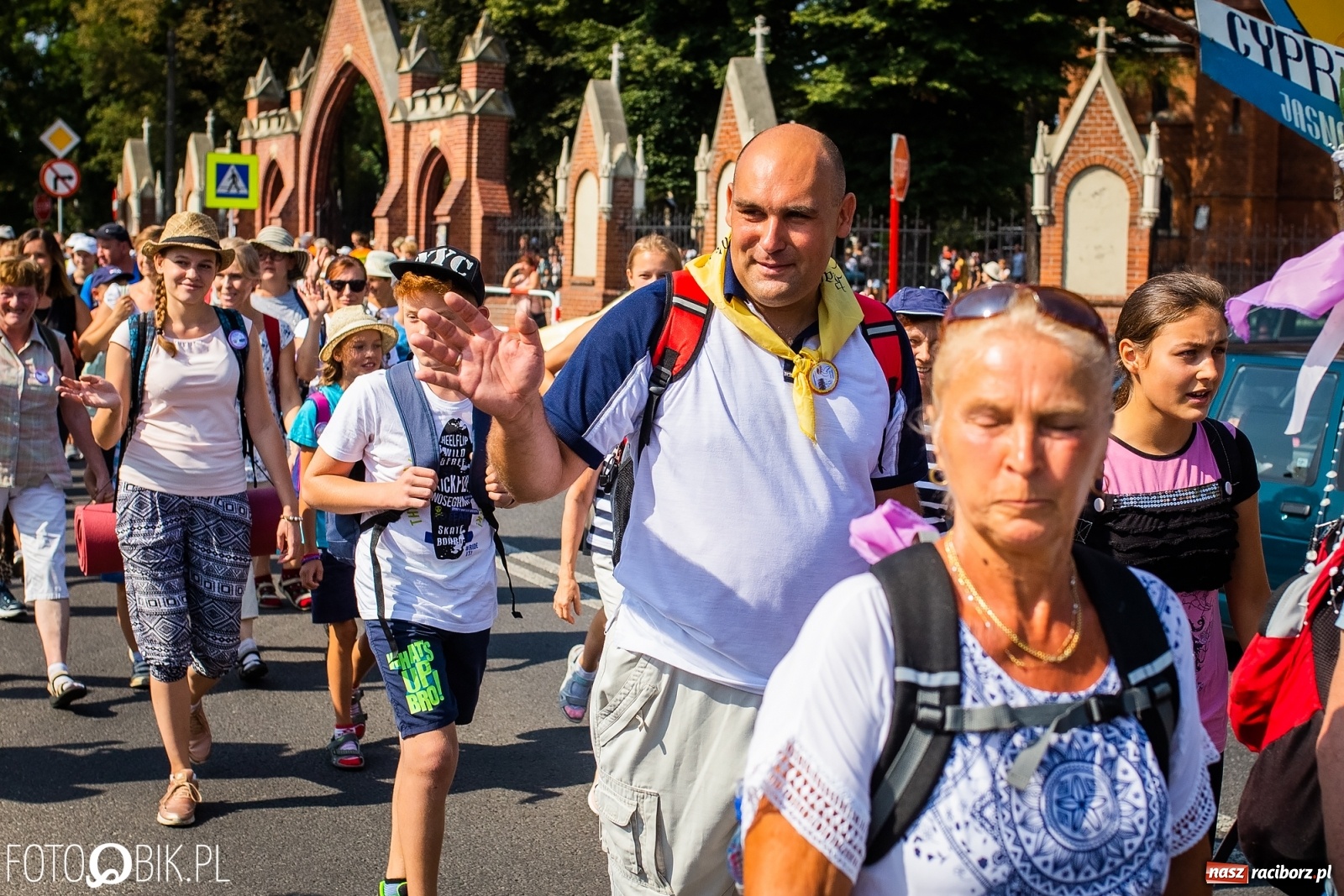 Zdjęcie w galerii na portalu naszraciborz.pl: Raciborska pielgrzymka już w drodze na Jasną Górę [FOTO i WIDEO]  wiadomości z regionu