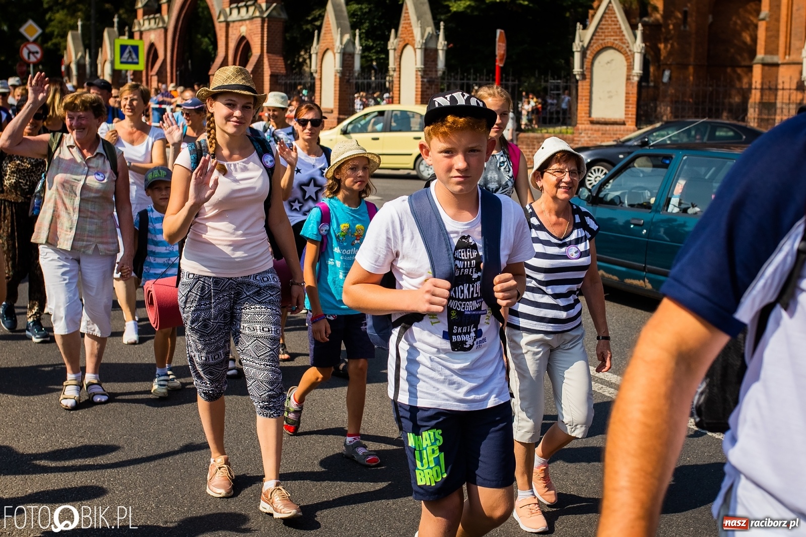 Zdjęcie w galerii na portalu naszraciborz.pl: Raciborska pielgrzymka już w drodze na Jasną Górę [FOTO i WIDEO]  wiadomości z regionu