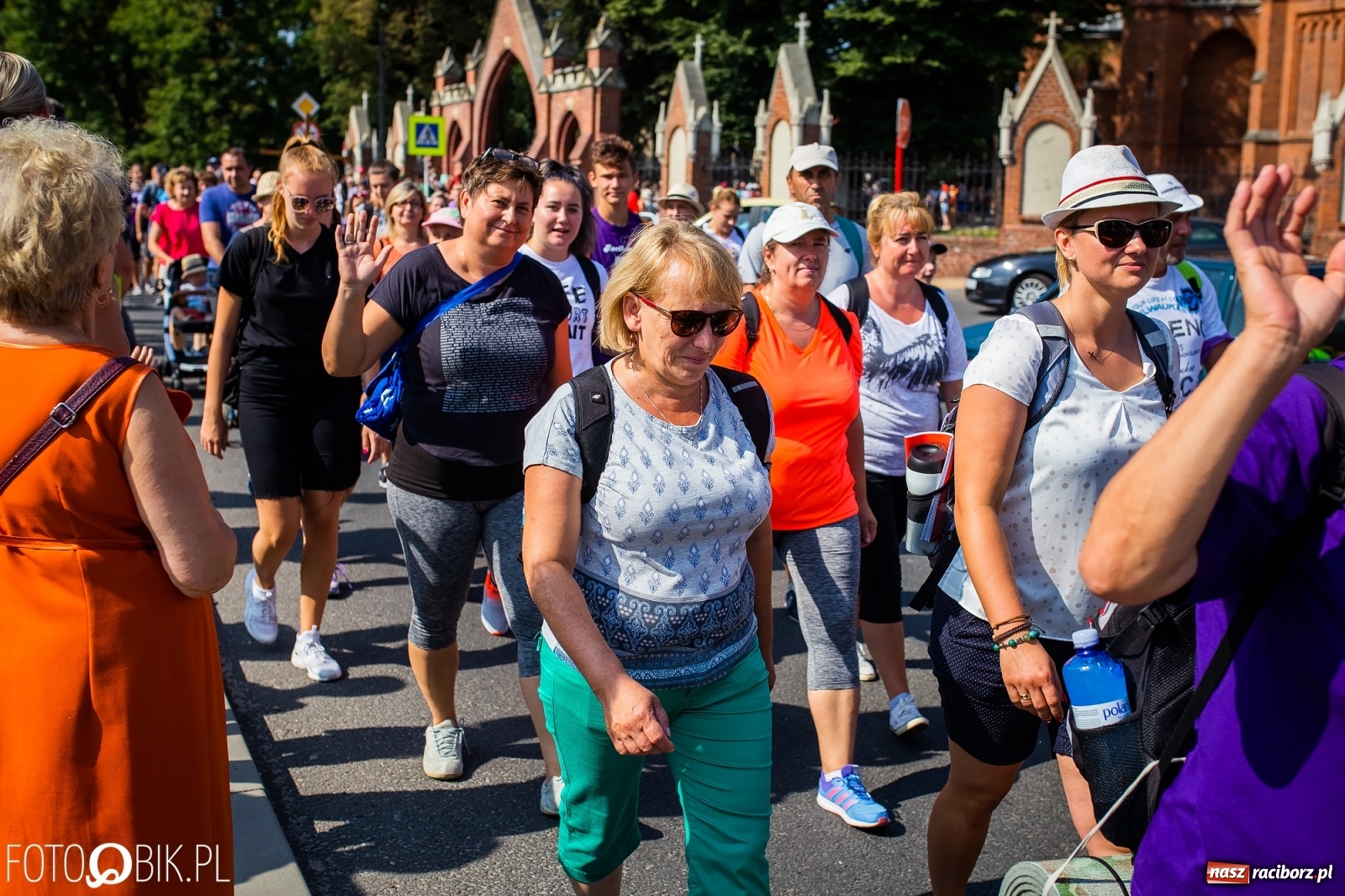 Zdjęcie w galerii na portalu naszraciborz.pl: Raciborska pielgrzymka już w drodze na Jasną Górę [FOTO i WIDEO]  wiadomości z regionu