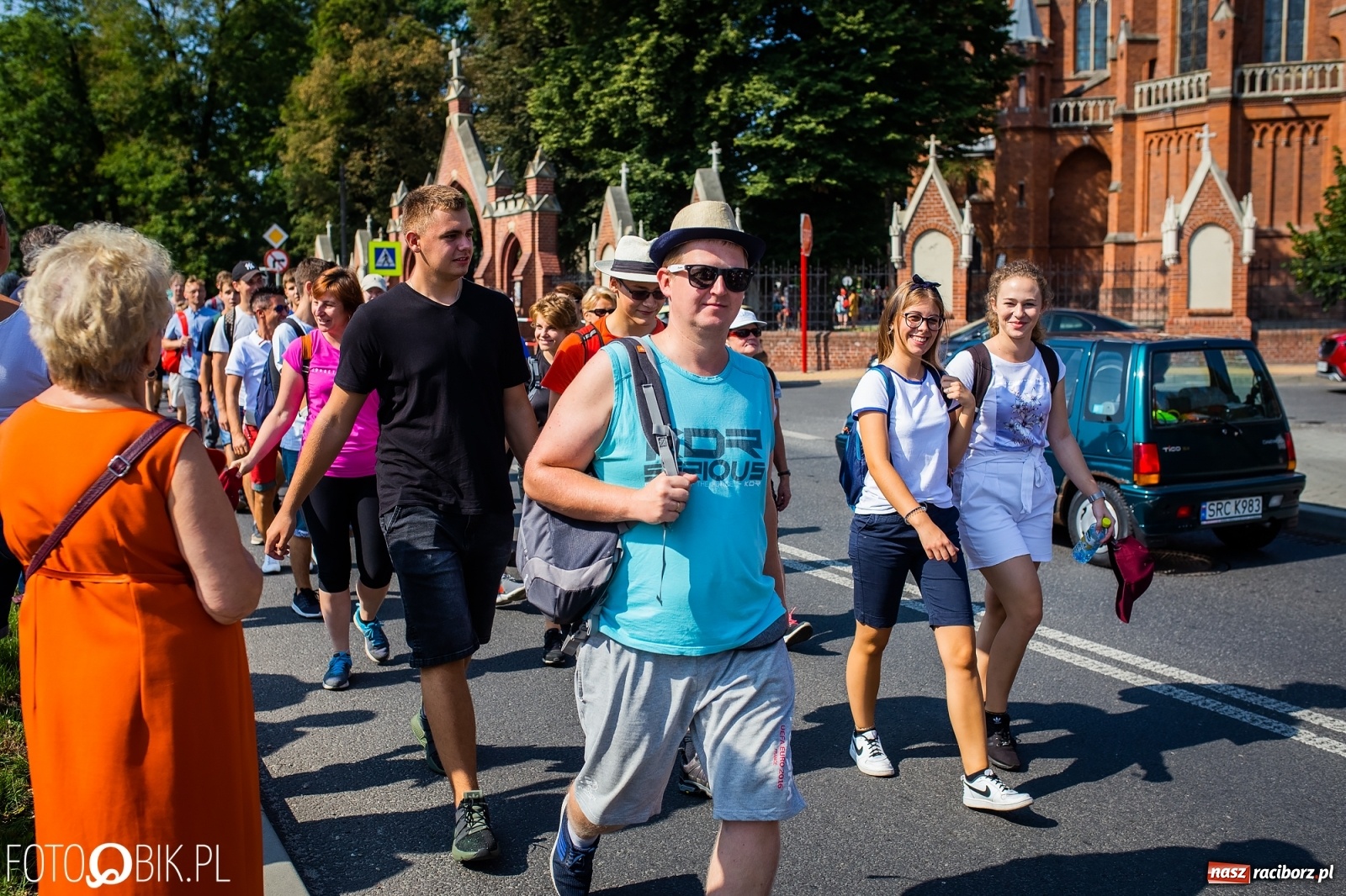 Zdjęcie w galerii na portalu naszraciborz.pl: Raciborska pielgrzymka już w drodze na Jasną Górę [FOTO i WIDEO]  wiadomości z regionu