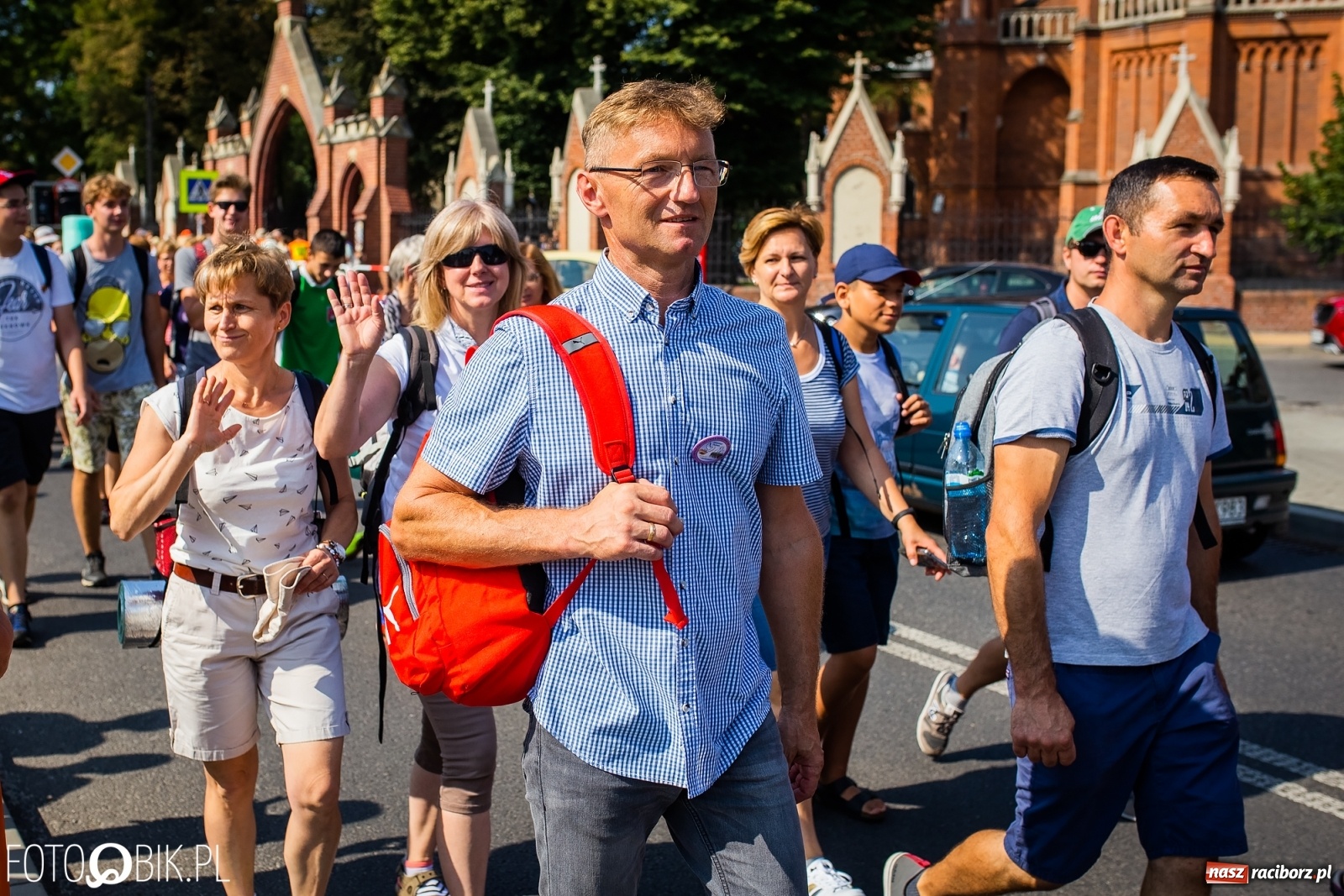 Zdjęcie w galerii na portalu naszraciborz.pl: Raciborska pielgrzymka już w drodze na Jasną Górę [FOTO i WIDEO]  wiadomości z regionu