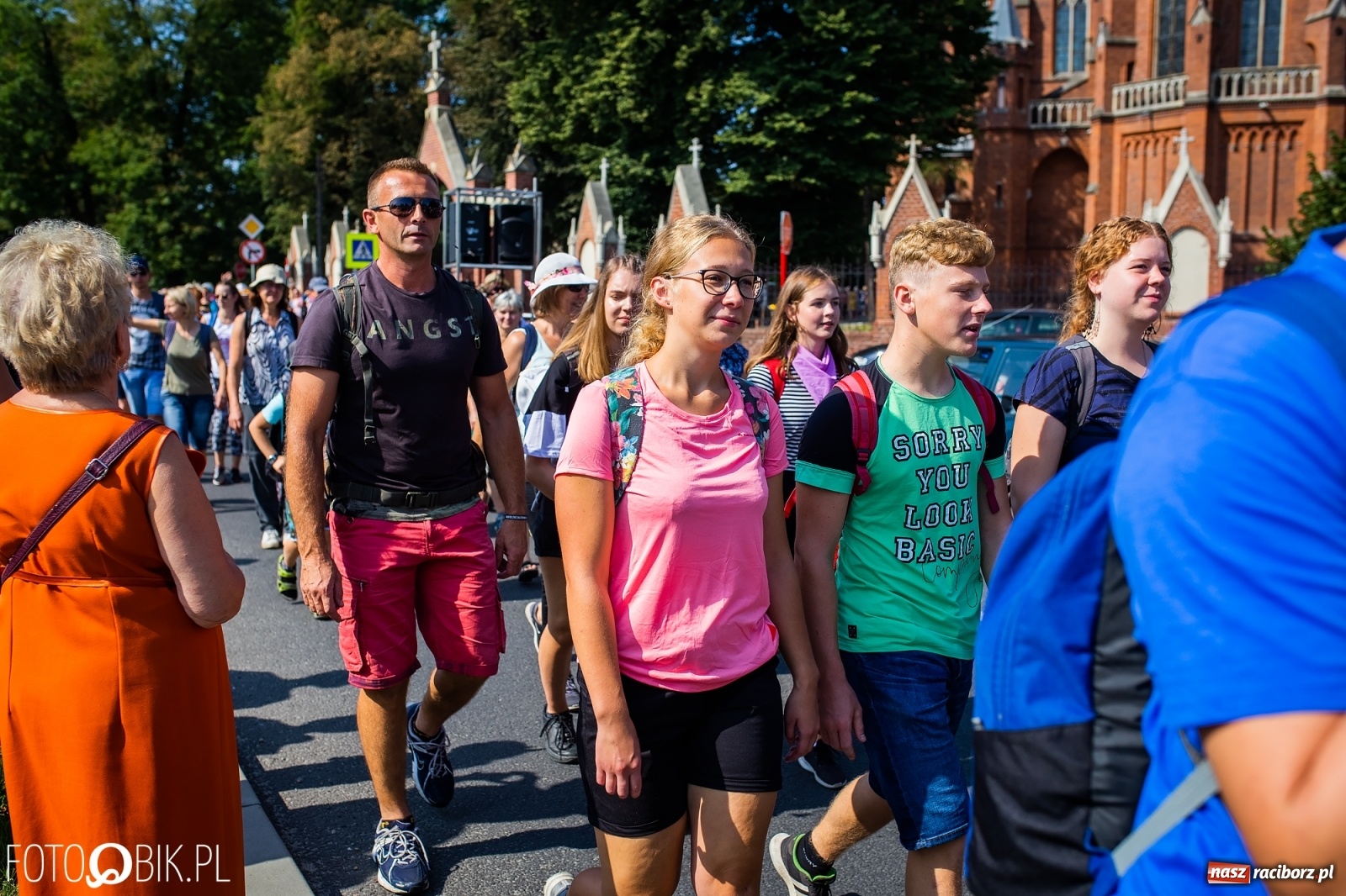 Zdjęcie w galerii na portalu naszraciborz.pl: Raciborska pielgrzymka już w drodze na Jasną Górę [FOTO i WIDEO]  wiadomości z regionu