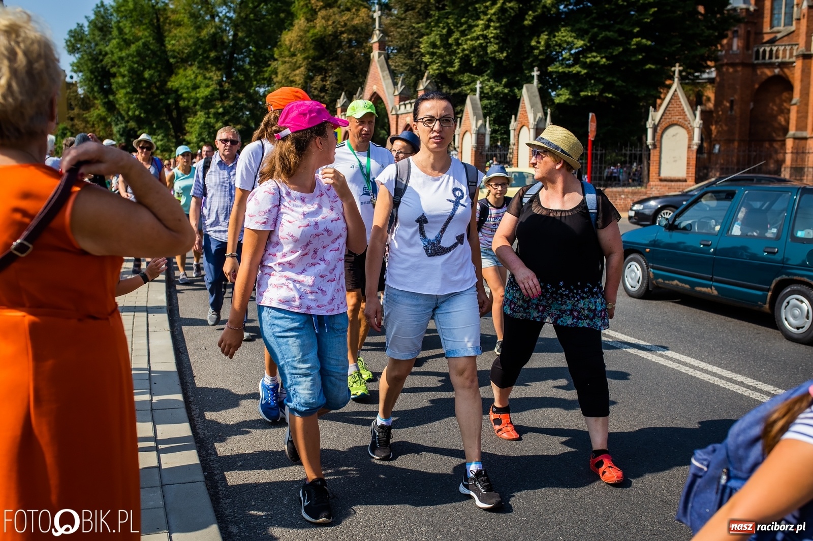 Zdjęcie w galerii na portalu naszraciborz.pl: Raciborska pielgrzymka już w drodze na Jasną Górę [FOTO i WIDEO]  wiadomości z regionu