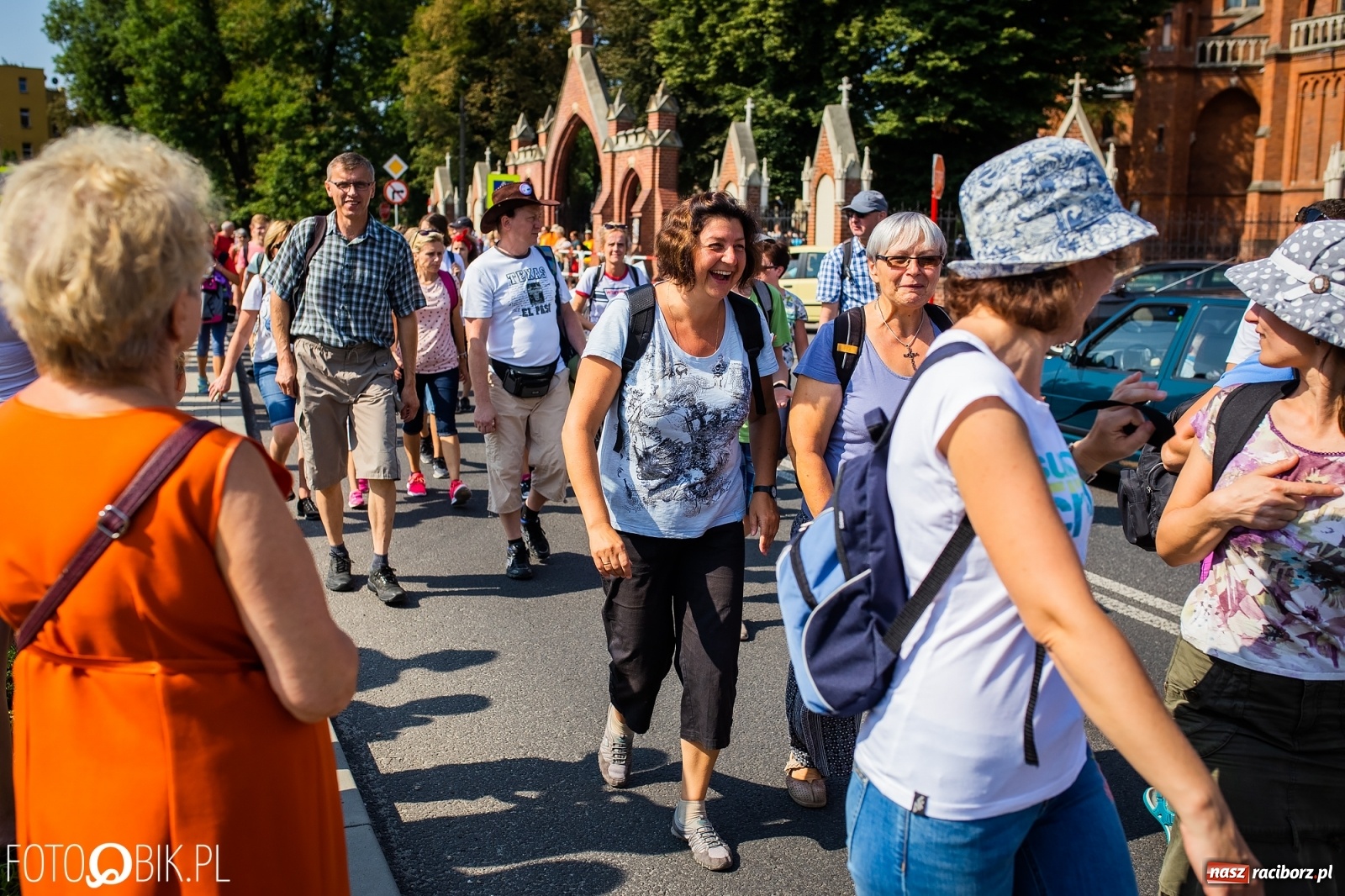 Zdjęcie w galerii na portalu naszraciborz.pl: Raciborska pielgrzymka już w drodze na Jasną Górę [FOTO i WIDEO]  wiadomości z regionu