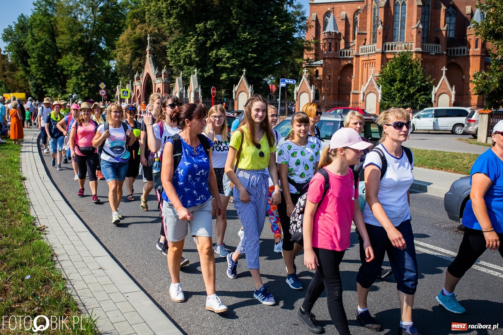 Zdjęcie w galerii na portalu naszraciborz.pl: Raciborska pielgrzymka już w drodze na Jasną Górę [FOTO i WIDEO]  wiadomości z regionu