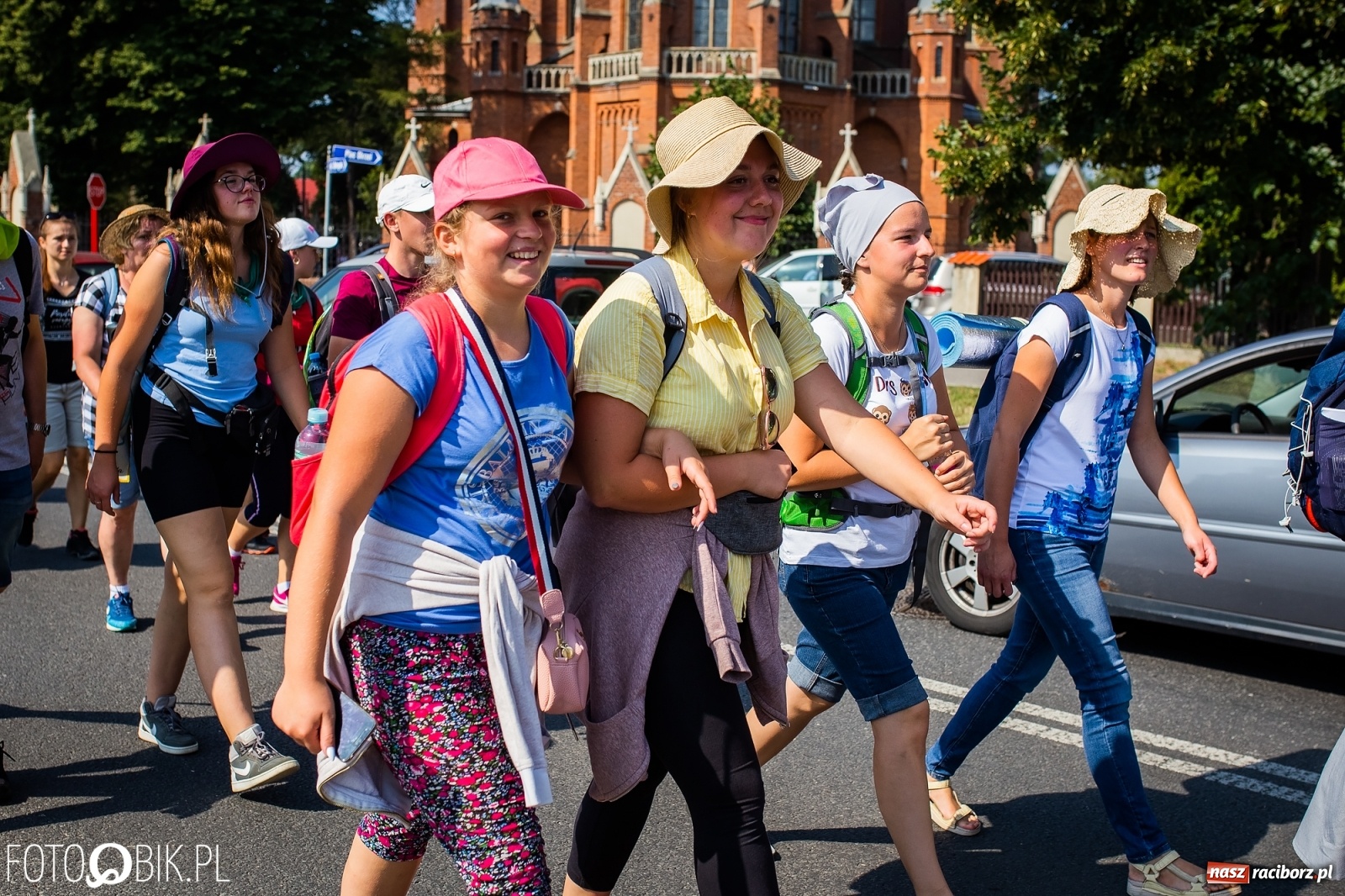 Zdjęcie w galerii na portalu naszraciborz.pl: Raciborska pielgrzymka już w drodze na Jasną Górę [FOTO i WIDEO]  wiadomości z regionu