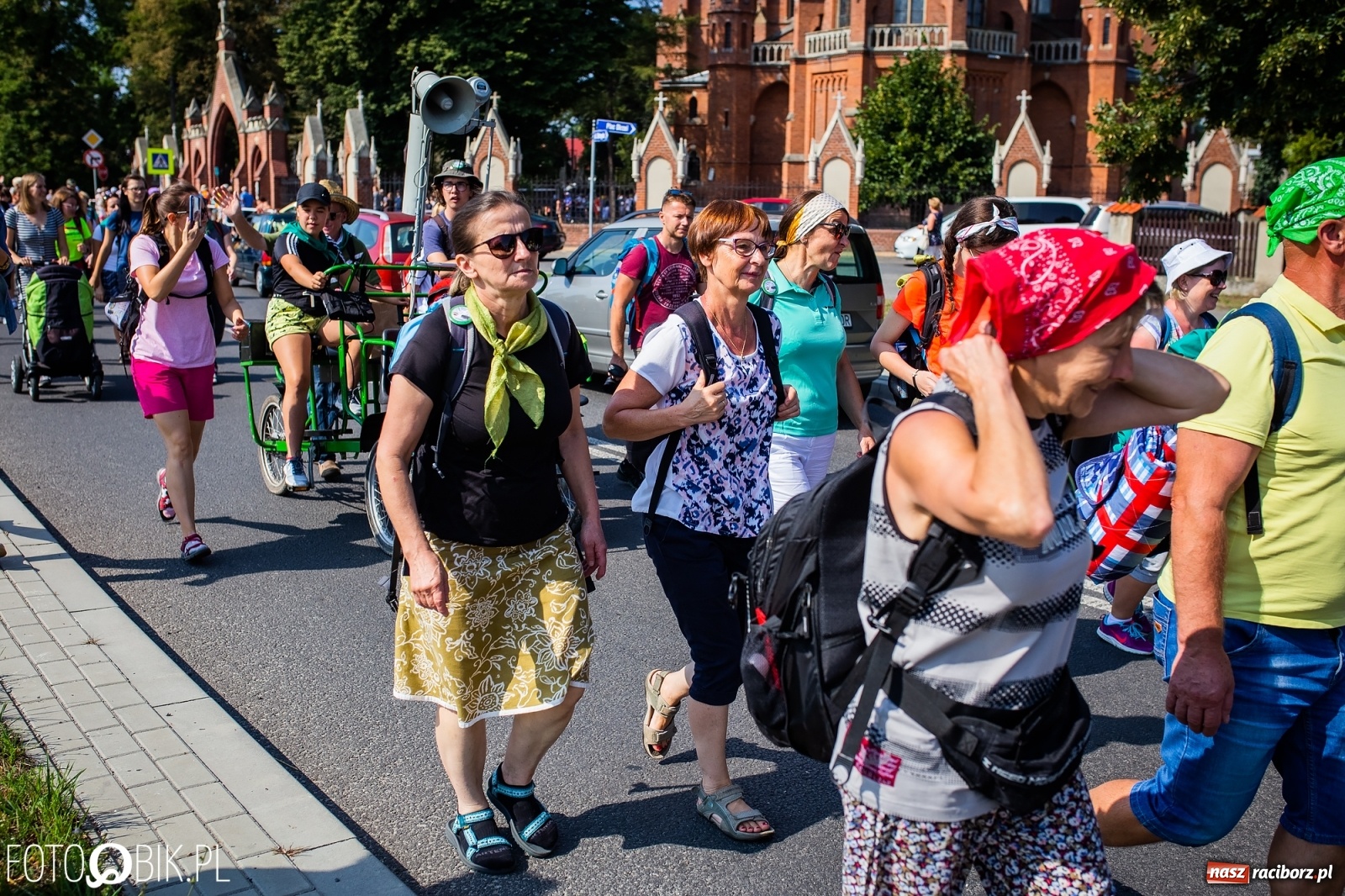 Zdjęcie w galerii na portalu naszraciborz.pl: Raciborska pielgrzymka już w drodze na Jasną Górę [FOTO i WIDEO]  wiadomości z regionu