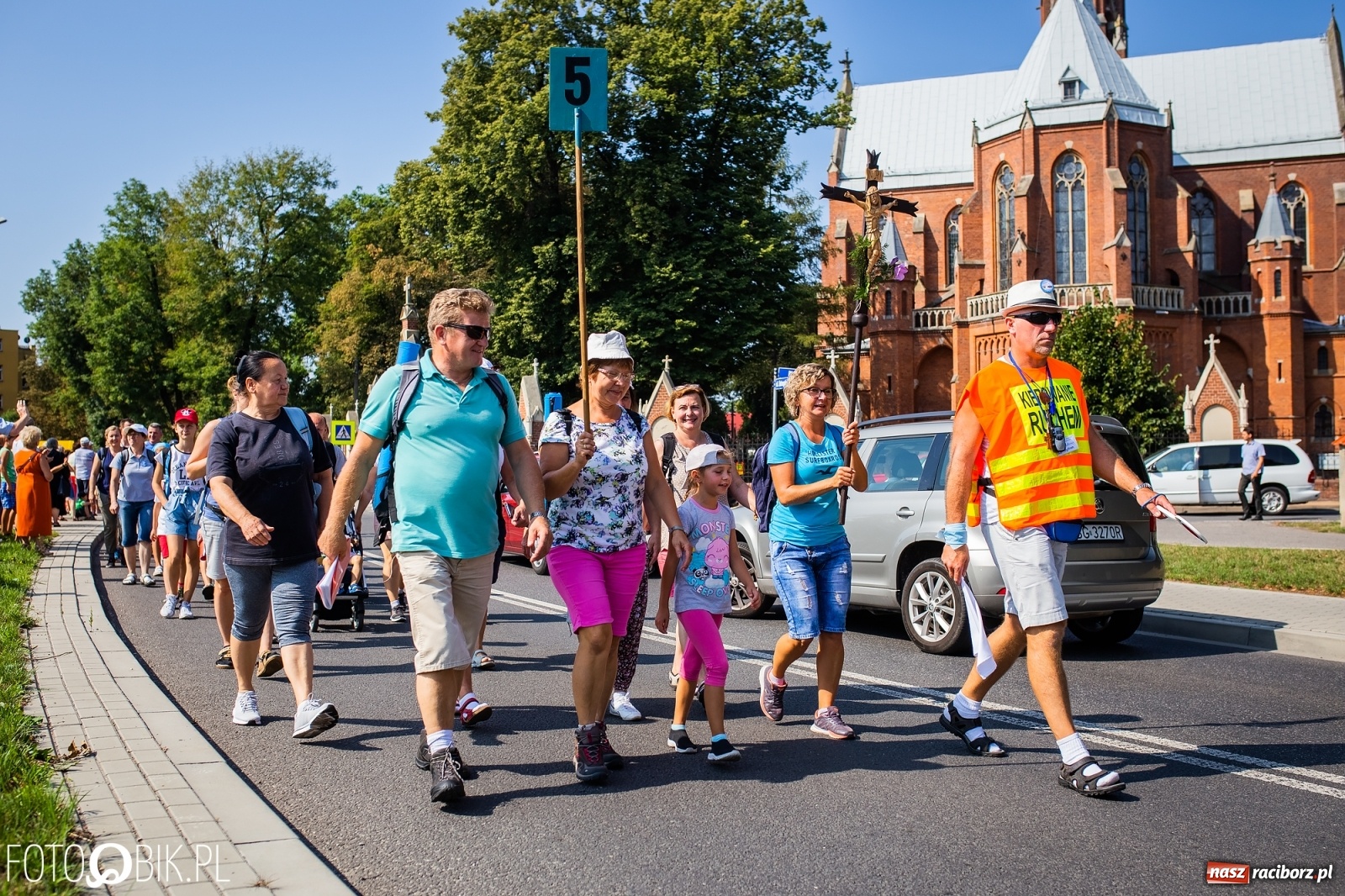 Zdjęcie w galerii na portalu naszraciborz.pl: Raciborska pielgrzymka już w drodze na Jasną Górę [FOTO i WIDEO]  wiadomości z regionu