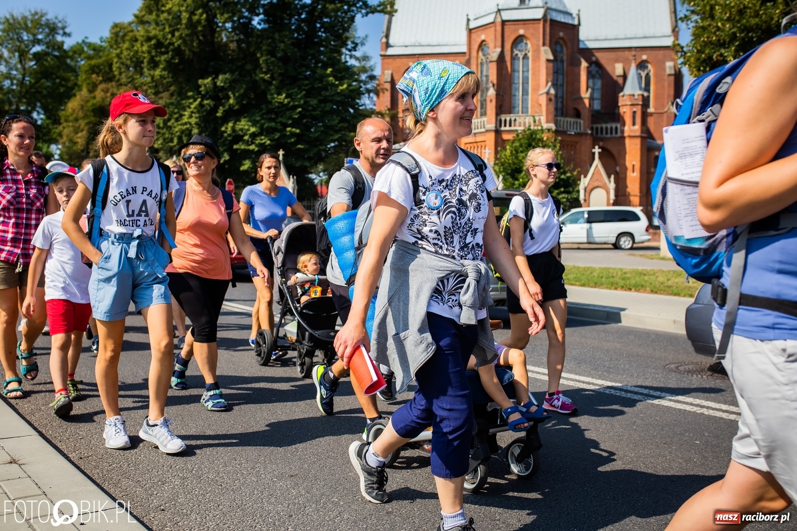 Zdjęcie w galerii na portalu naszraciborz.pl: Raciborska pielgrzymka już w drodze na Jasną Górę [FOTO i WIDEO]  wiadomości z regionu