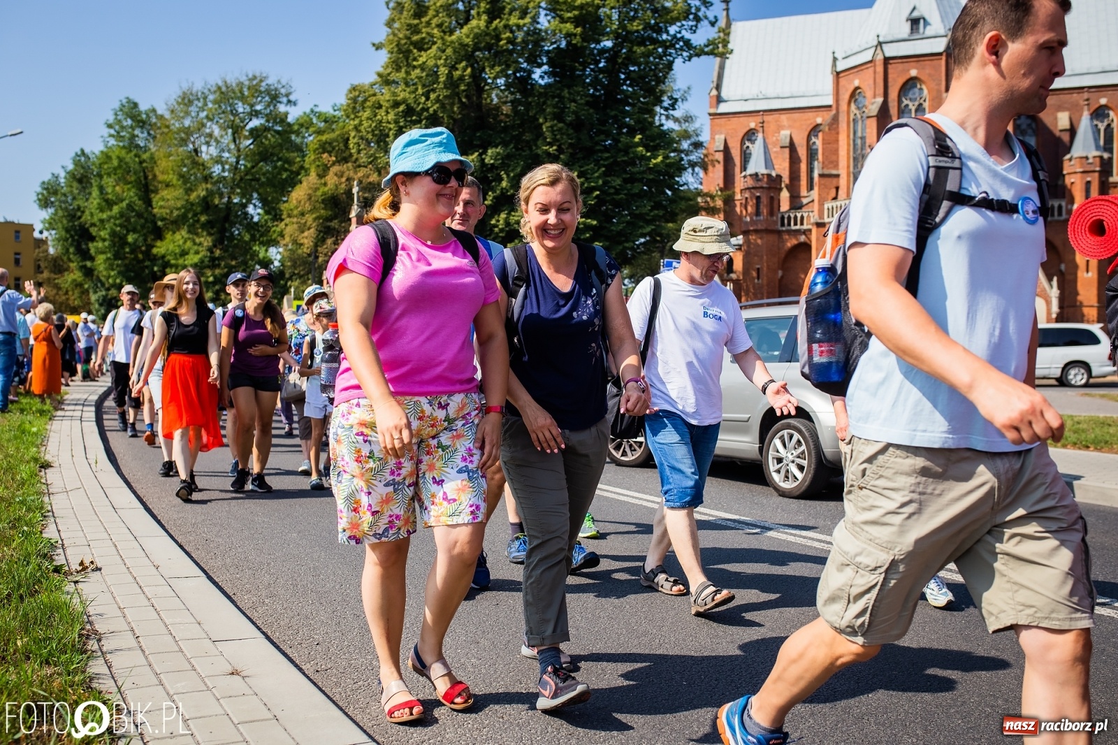 Zdjęcie w galerii na portalu naszraciborz.pl: Raciborska pielgrzymka już w drodze na Jasną Górę [FOTO i WIDEO]  wiadomości z regionu