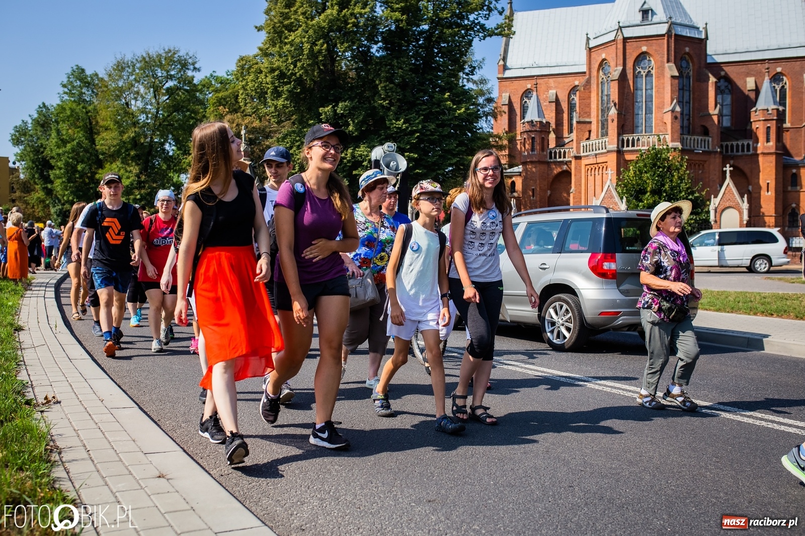 Zdjęcie w galerii na portalu naszraciborz.pl: Raciborska pielgrzymka już w drodze na Jasną Górę [FOTO i WIDEO]  wiadomości z regionu